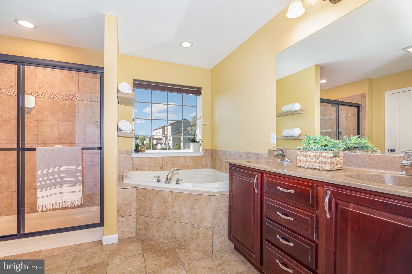 Harrisburg, Pennsylvania, 17112, United States, 4 Bedrooms Bedrooms, ,3 BathroomsBathrooms,Residential,For Sale,1960548