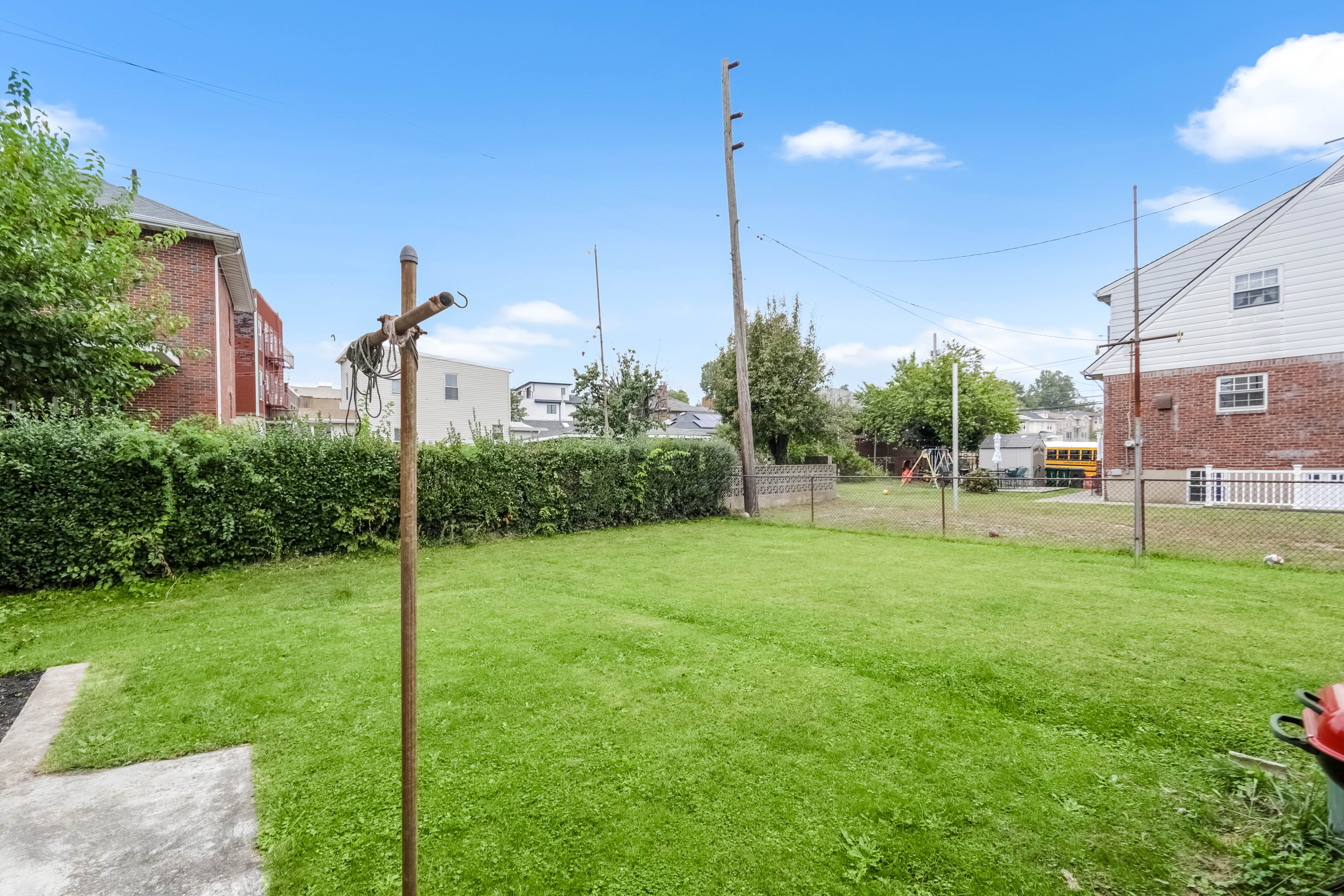 Cliffside Park, New Jersey, 07010, United States, 3 Bedrooms Bedrooms, ,1 BathroomBathrooms,Residential,For Sale,1982827