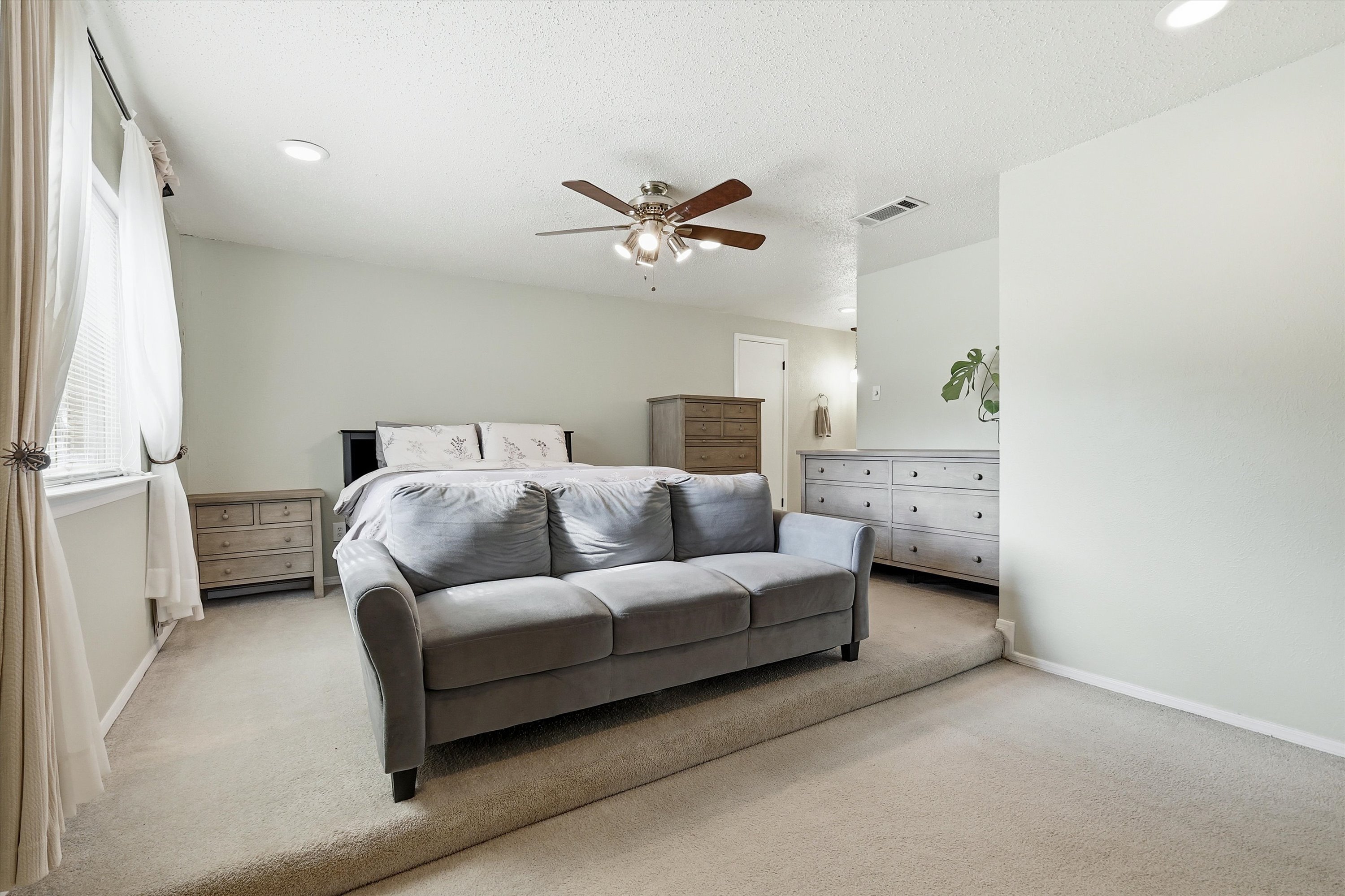  2601 Raintree Drive, Plano, TX, 75074 - 物件實景