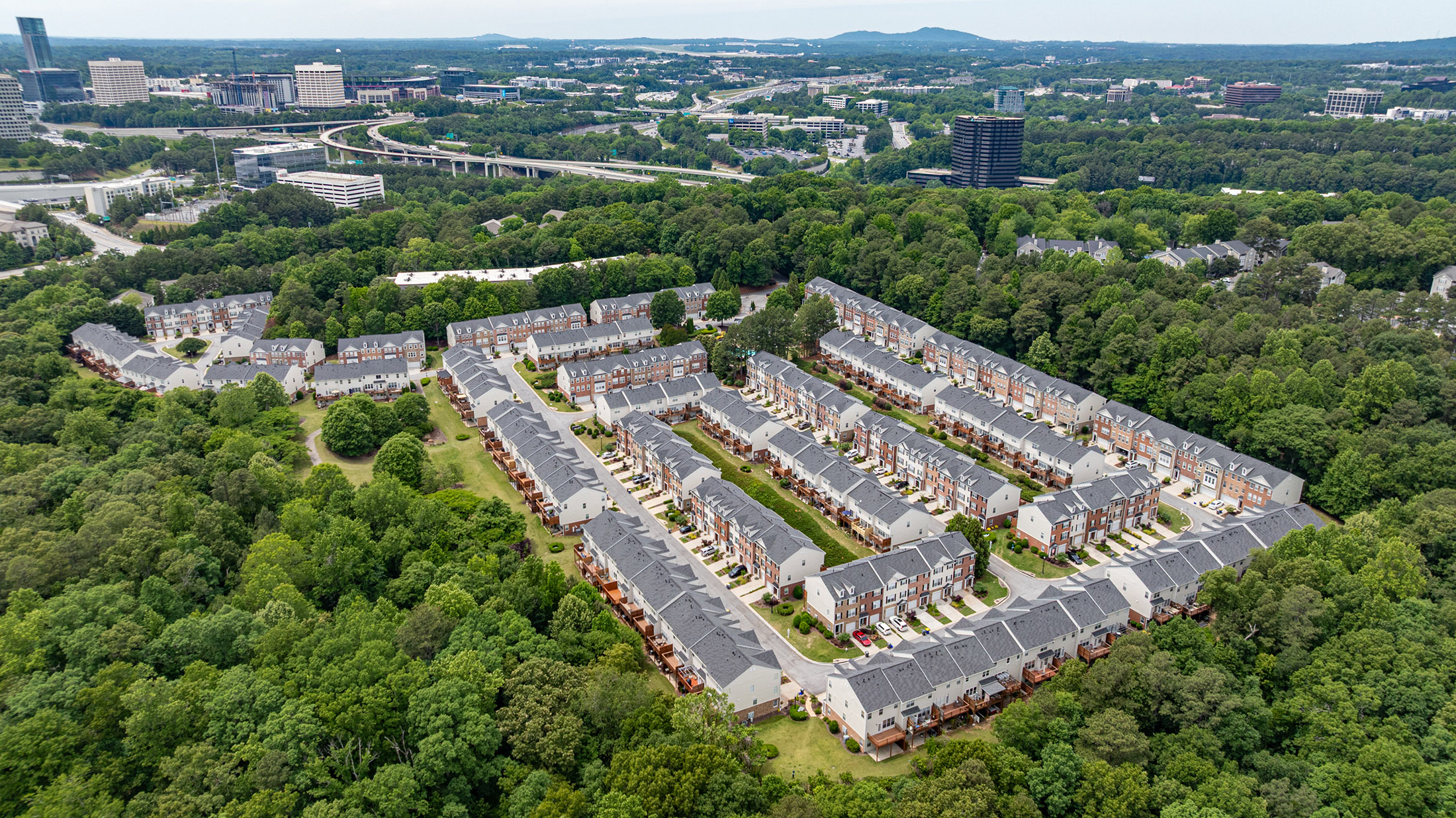  Beautiful Townhome Designed with Style and Functionality - 物件實景