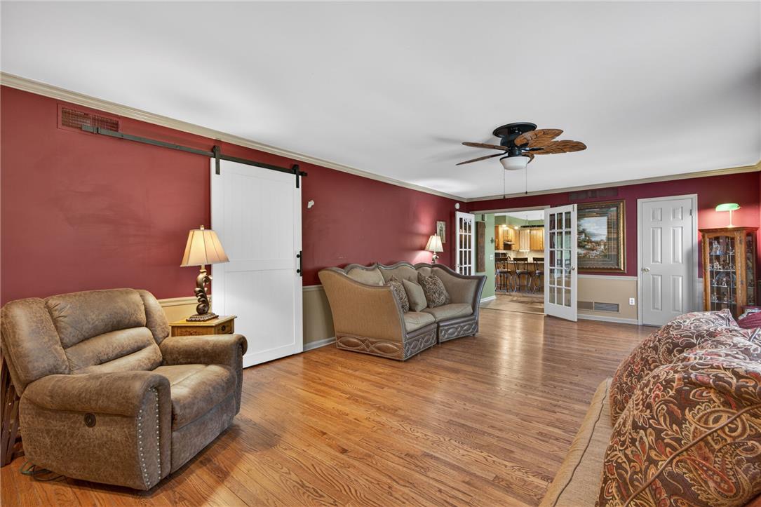 Lower Saucon Twp, Pennsylvania, 18055, United States, 5 Bedrooms Bedrooms, ,4 BathroomsBathrooms,Residential,For Sale,2048315