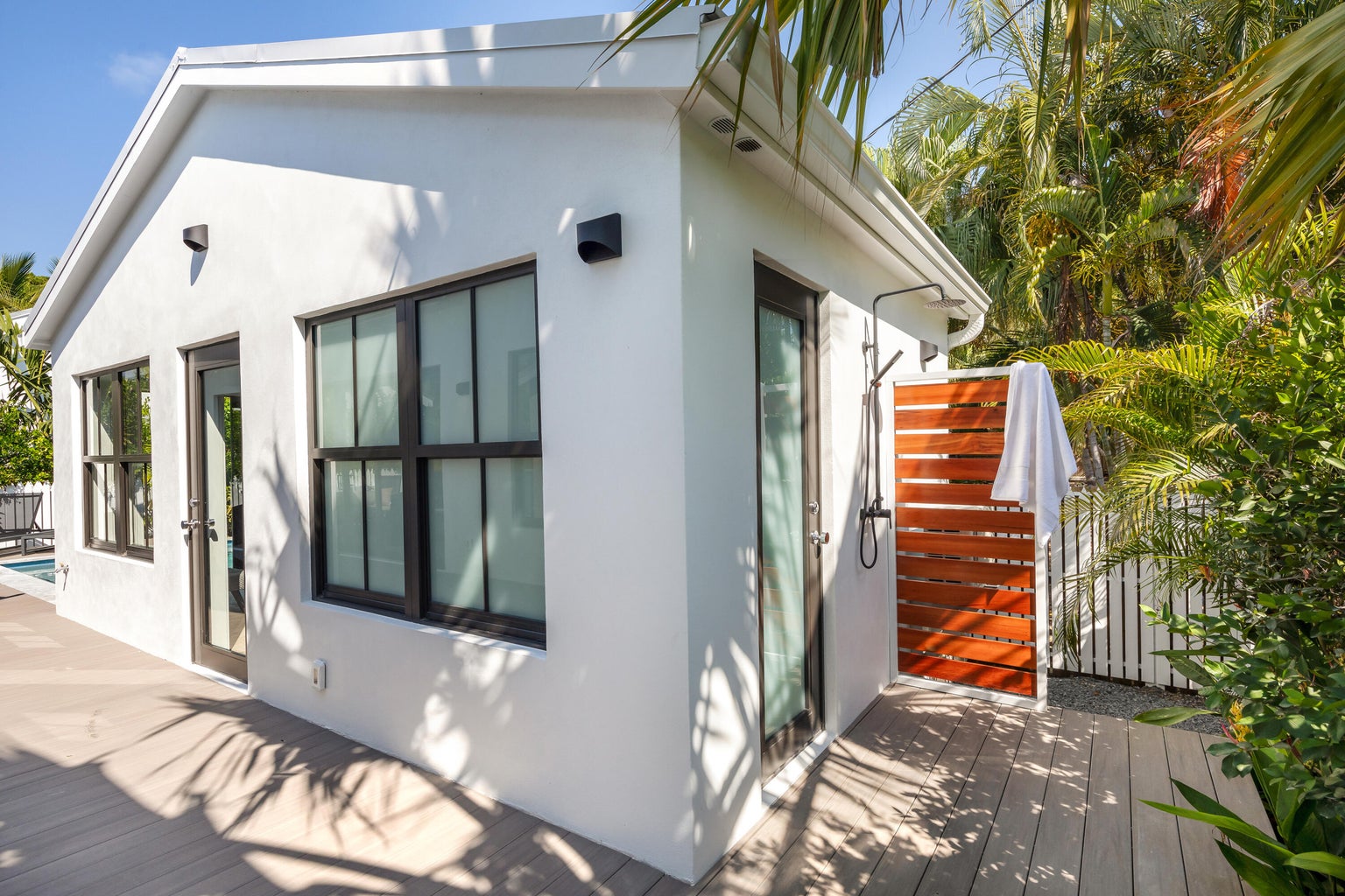 1235 Washington St, Key West, Florida, 33040, United States, 4 Bedrooms Bedrooms, ,4 BathroomsBathrooms,Residential,For Sale,1235 Washington St,1381208