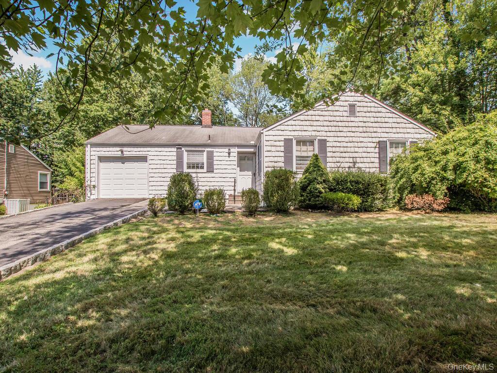 New Rochelle, New York, 10804, United States, 3 Bedrooms Bedrooms, ,2 BathroomsBathrooms,Residential,For Sale,1943386