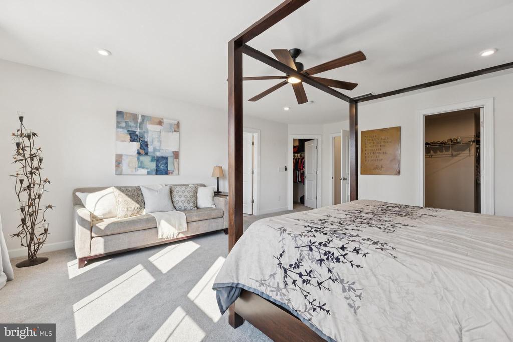 Alexandria, Virginia, 22306, United States, 3 Bedrooms Bedrooms, ,4 BathroomsBathrooms,Residential,For Sale,2019701