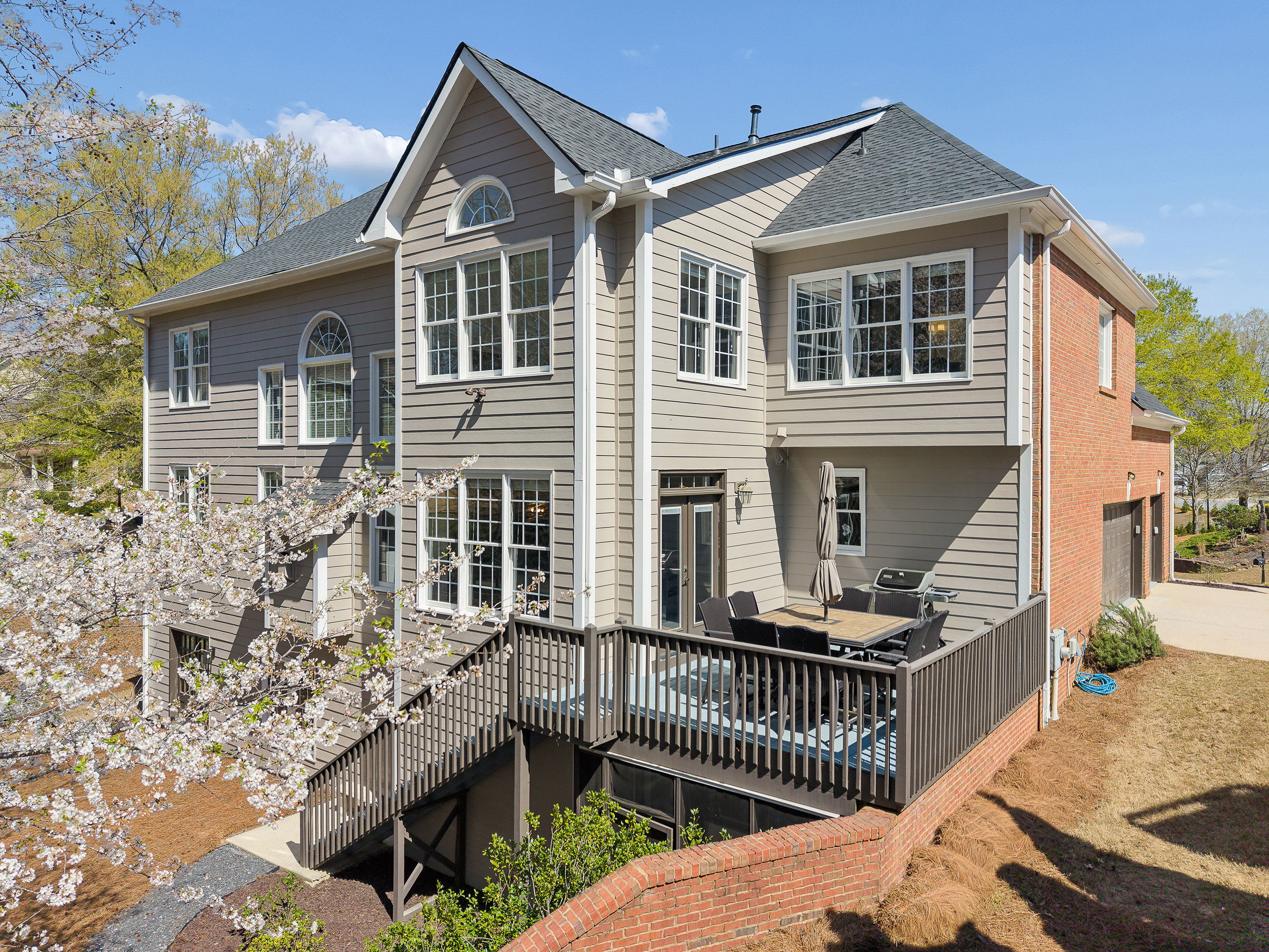  Exquisitely Renovated Home in Riverwood Community - 物件實景