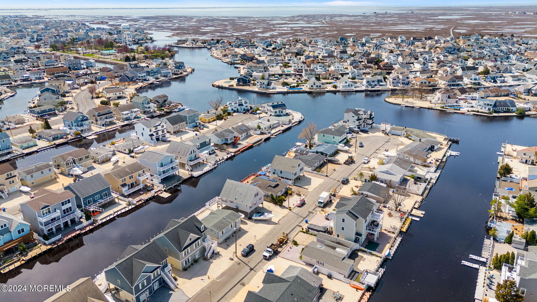 Beach Haven West, New Jersey, 08050, United States, 5 Bedrooms Bedrooms, ,3 BathroomsBathrooms,Residential,For Sale,1938466