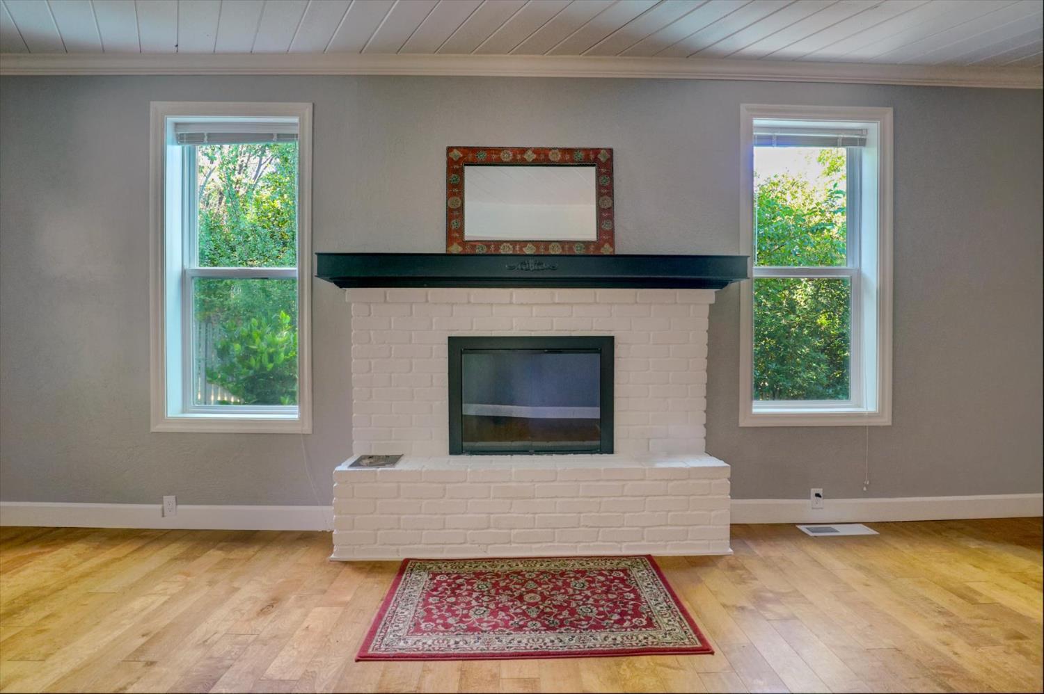 Nevada City, California, 95959, United States, 2 Bedrooms Bedrooms, ,2 BathroomsBathrooms,Residential,For Sale,1896886