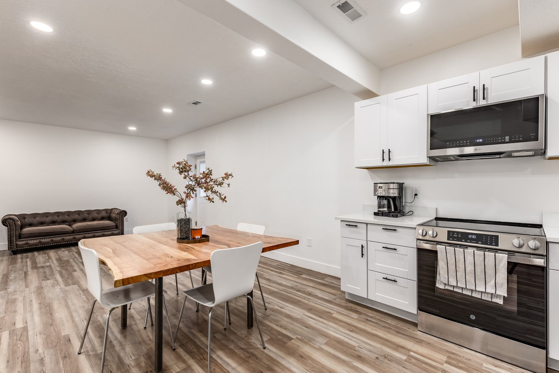  A Rare Combination of Space, Flexibility, and Turnkey Living - 物件實景