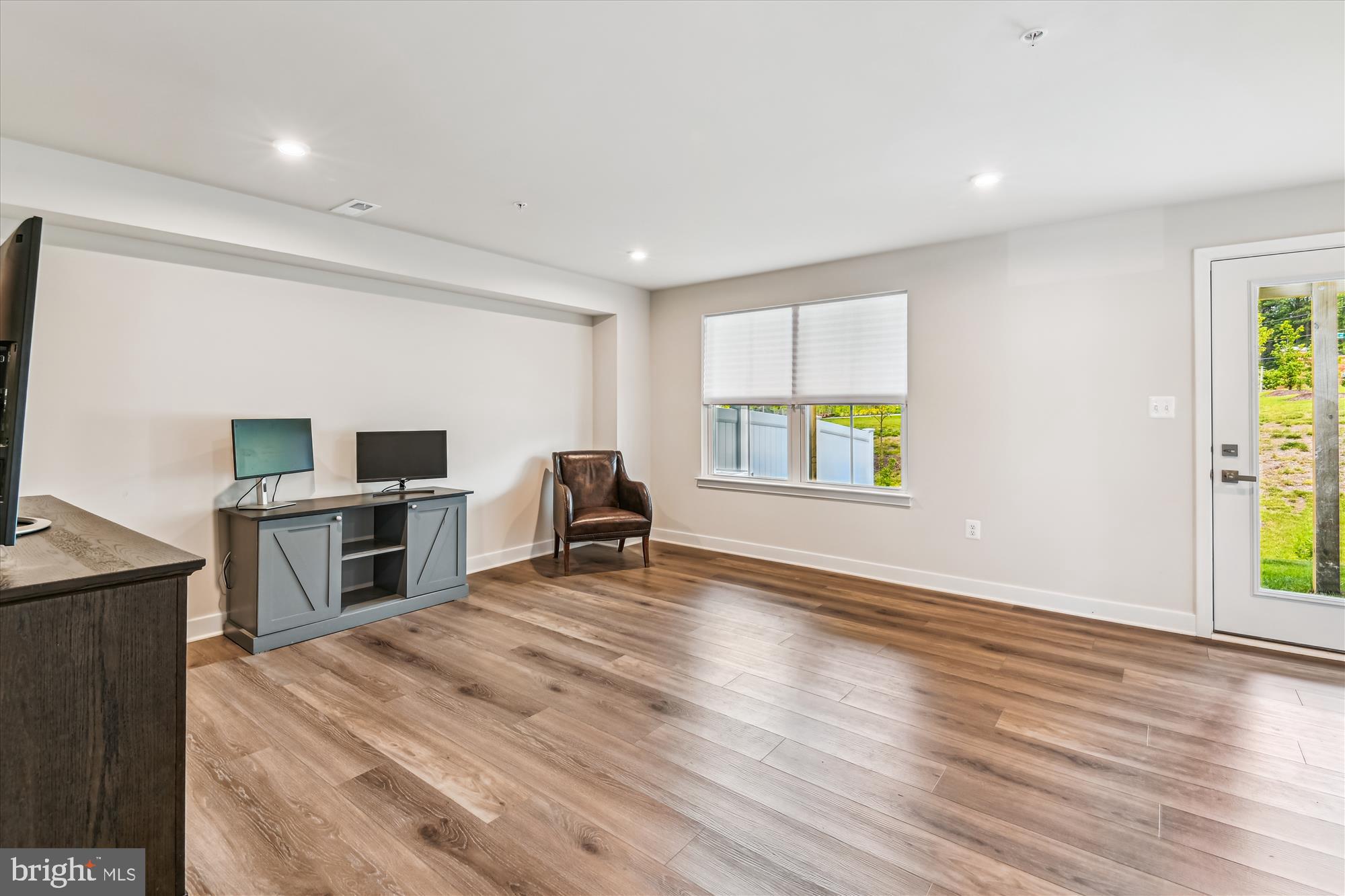 Pasadena, Maryland, 21122, United States, 3 Bedrooms Bedrooms, ,3 BathroomsBathrooms,Residential,For Sale,1982295