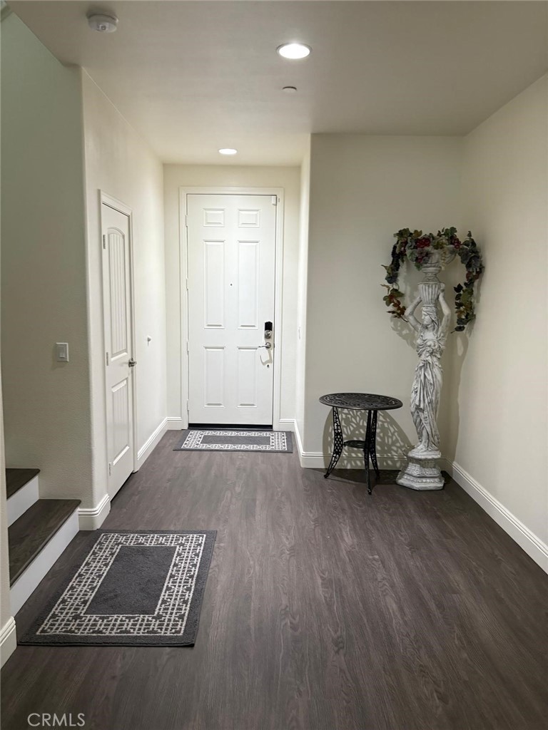 Jurupa Valley, California, 91752, United States, 7 Bedrooms Bedrooms, ,5 BathroomsBathrooms,Residential,For Sale,2020067