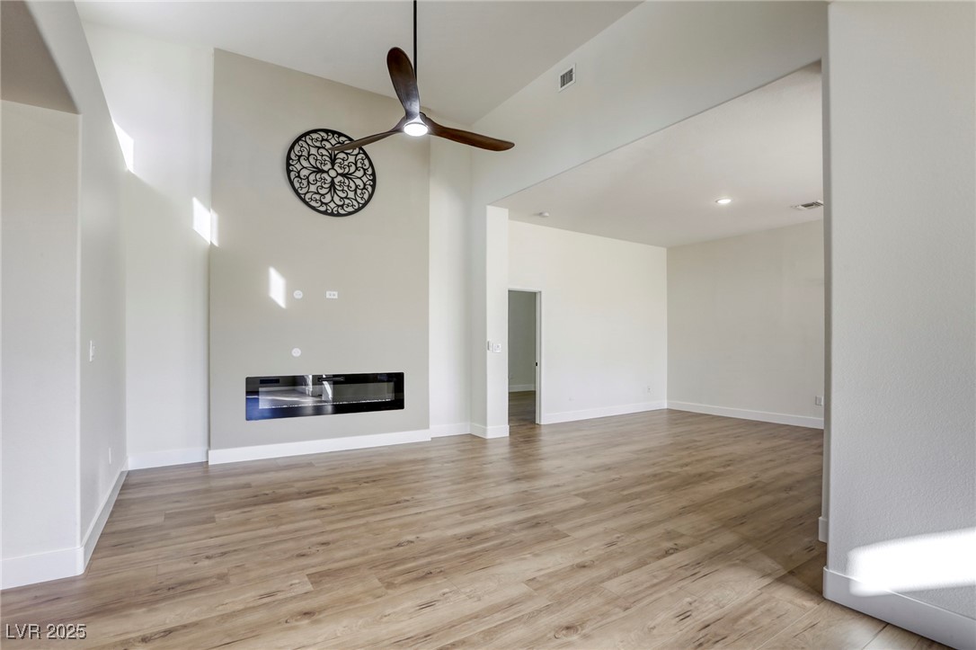 Las Vegas, Nevada, 89134, United States, 2 Bedrooms Bedrooms, ,1 BathroomBathrooms,Residential,For Sale,1999862