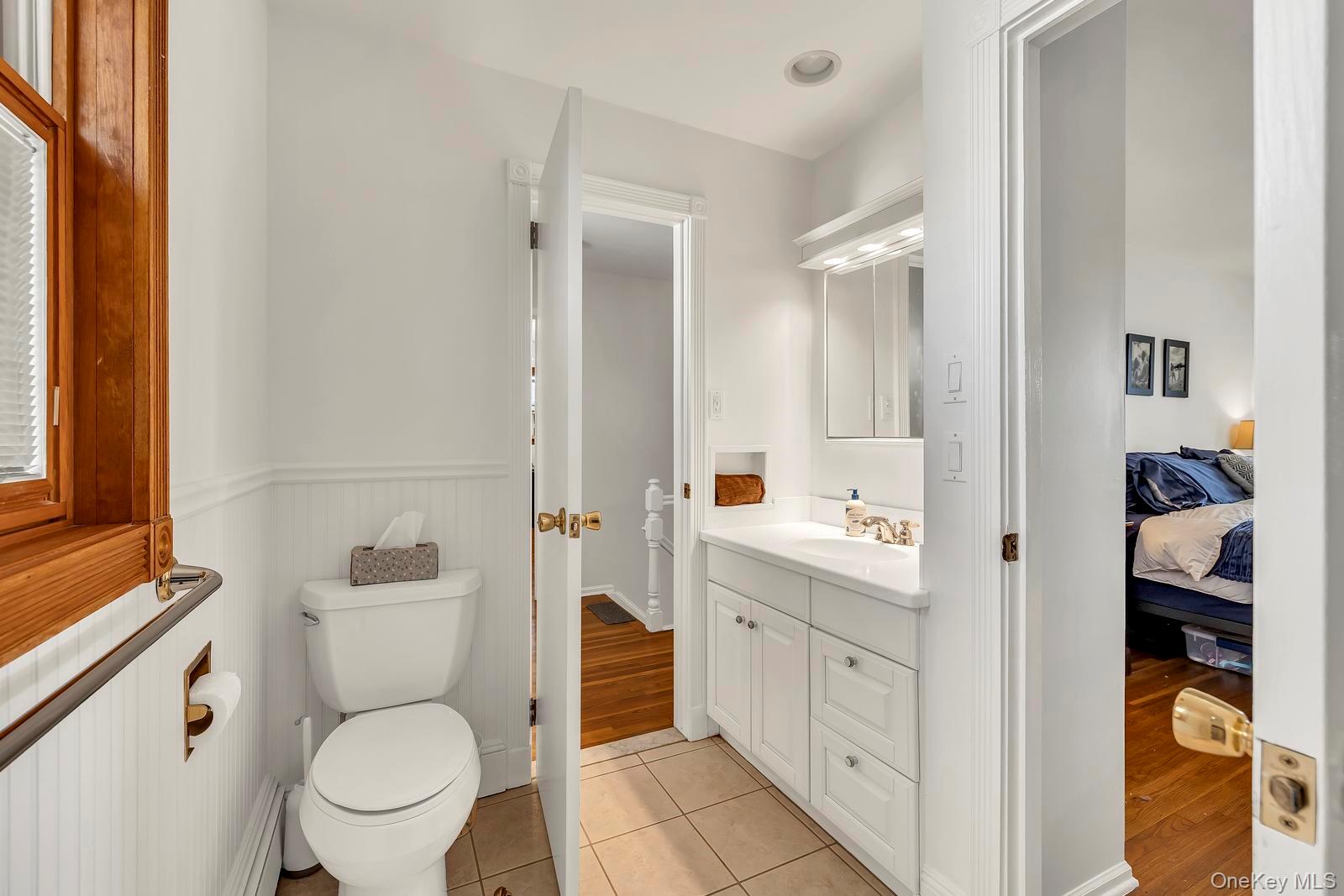 Farmingdale, New York, 11735, United States, 3 Bedrooms Bedrooms, ,3 BathroomsBathrooms,Residential,For Sale,1987625