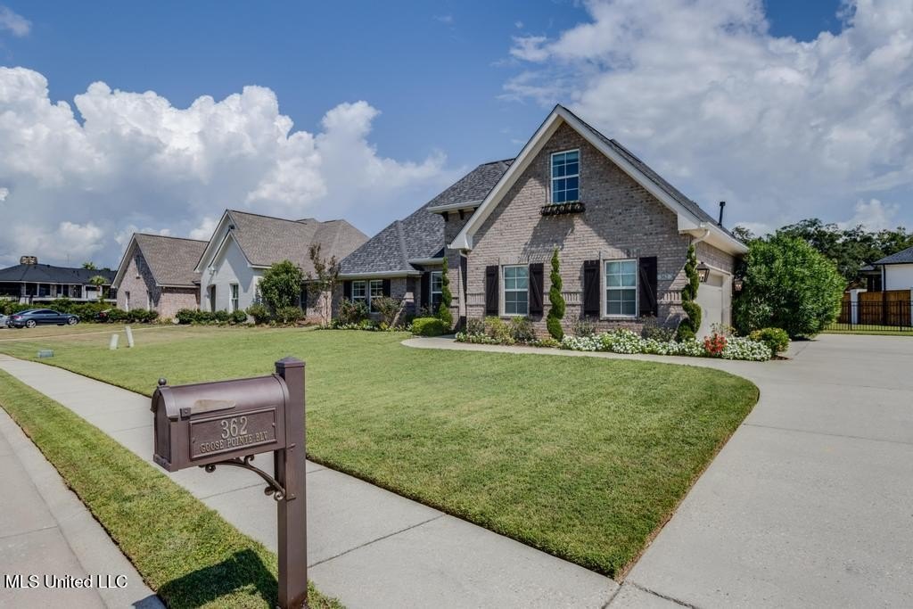 Biloxi, Mississippi, 39531, United States, 4 Bedrooms Bedrooms, ,3 BathroomsBathrooms,Residential,For Sale,1974223