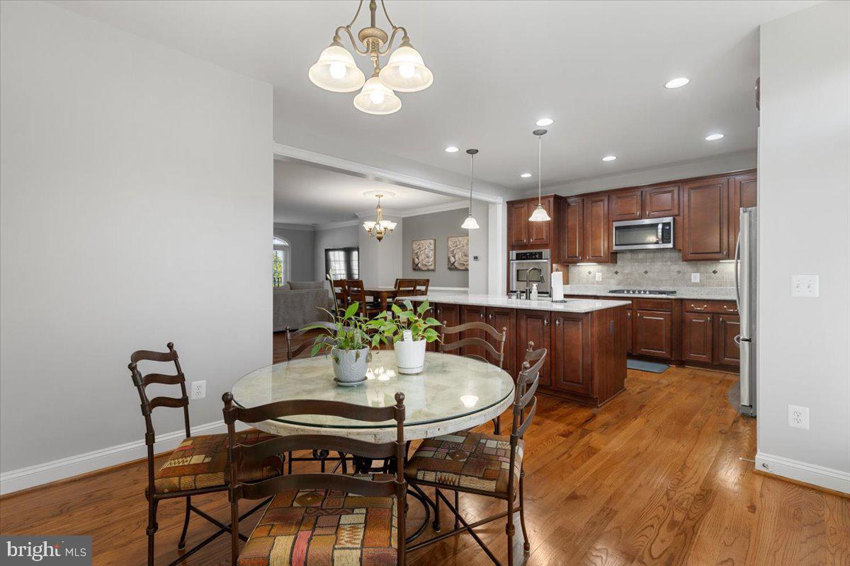 Leesburg, Virginia, 20176, United States, 3 Bedrooms Bedrooms, ,4 BathroomsBathrooms,Residential,For Sale,2003528