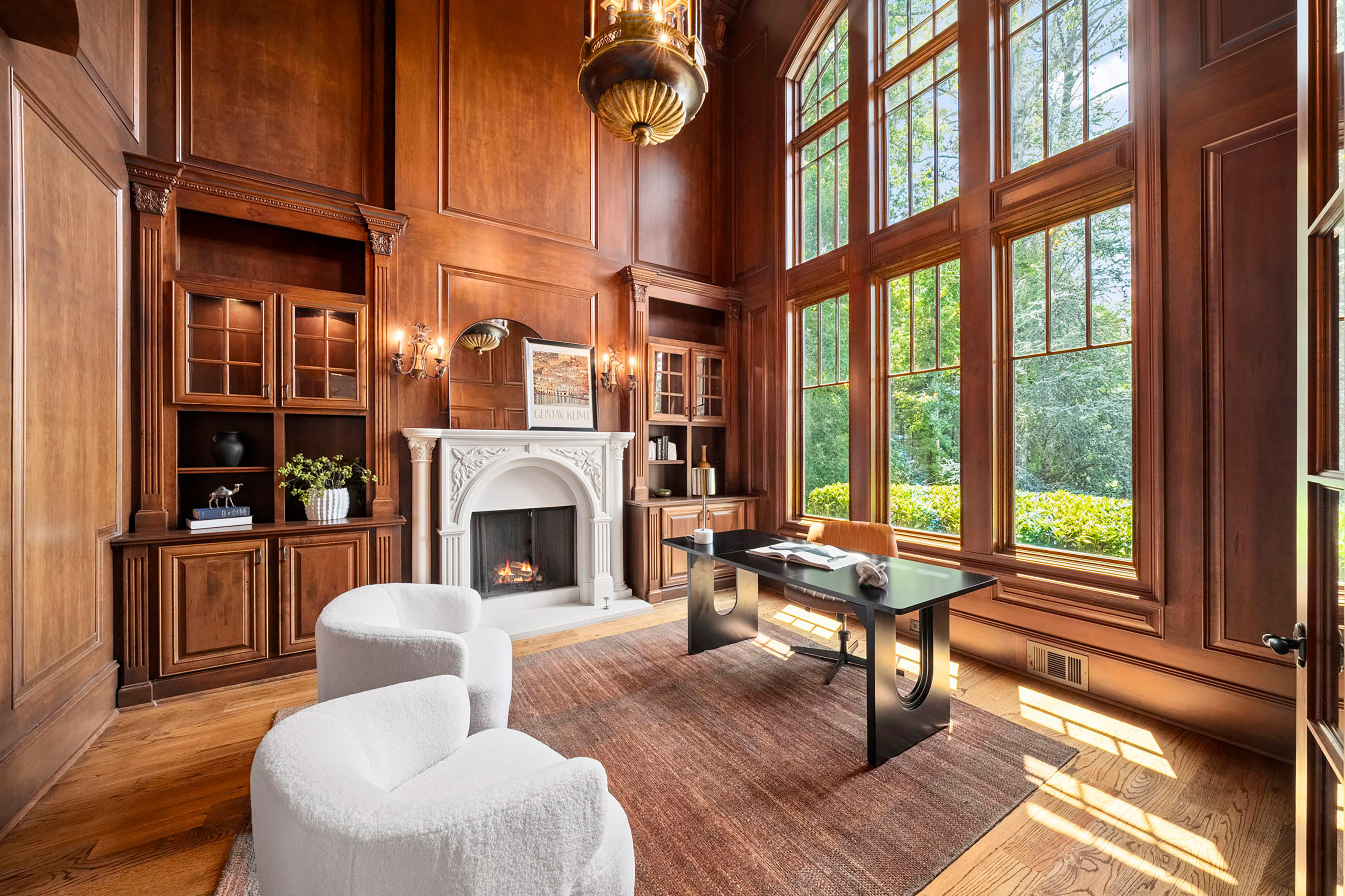  Extraordinary European Manor on Picturesque Cul-de-sac with Lake and Golf Views - 物件實景