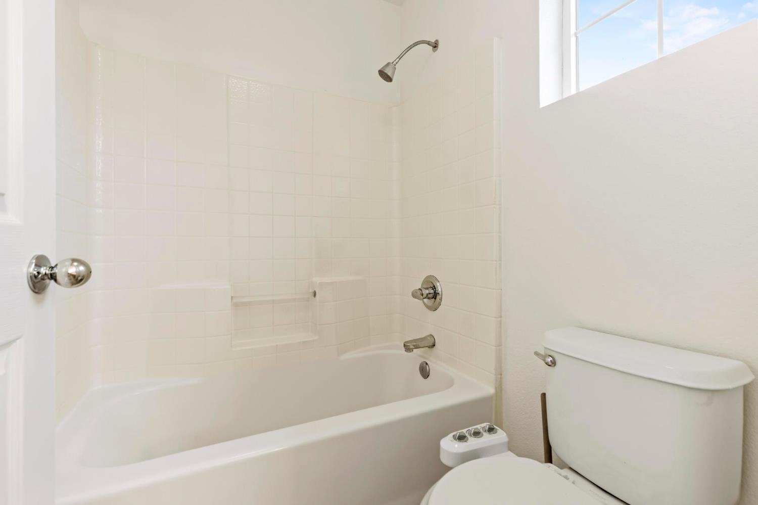 Roseville, California, 95747, United States, 3 Bedrooms Bedrooms, ,3 BathroomsBathrooms,Residential,For Sale,2000136