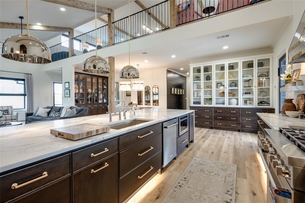 Royse City, Texas, 75189, United States, 4 Bedrooms Bedrooms, ,7 BathroomsBathrooms,Residential,For Sale,1941788