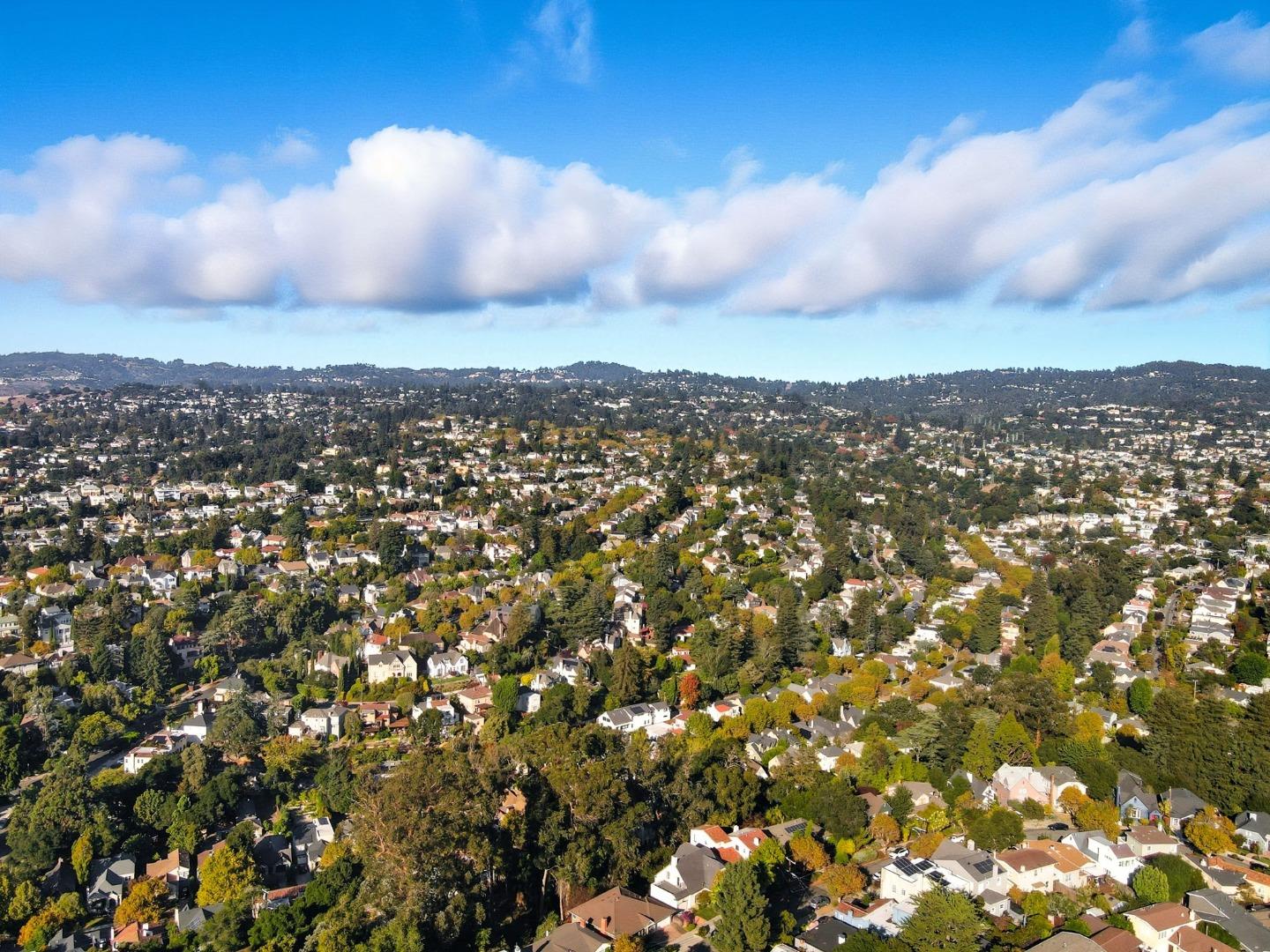 Oakland, California, 94610, United States, 4 Bedrooms Bedrooms, ,4 BathroomsBathrooms,Residential,For Sale,1987505