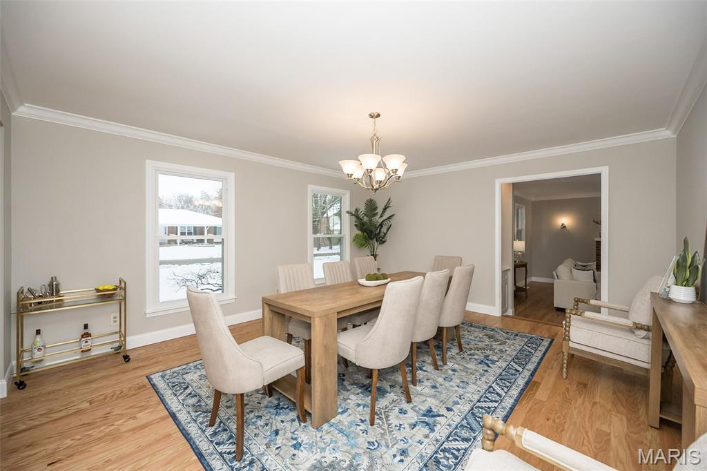 Ellisville, Missouri, 63011, United States, 4 Bedrooms Bedrooms, ,3 BathroomsBathrooms,Residential,For Sale,2002113