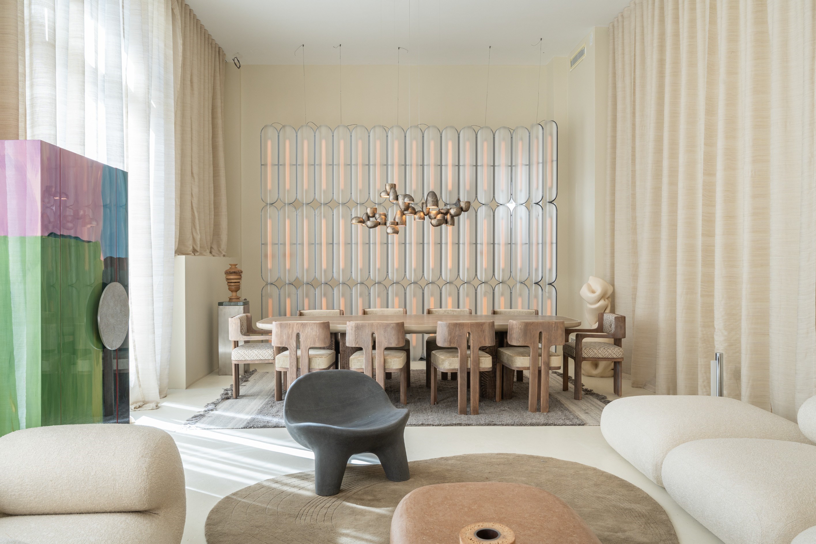  Private mansion between a ceremonial courtyard and a garden opening onto Parc M… - 物件實景