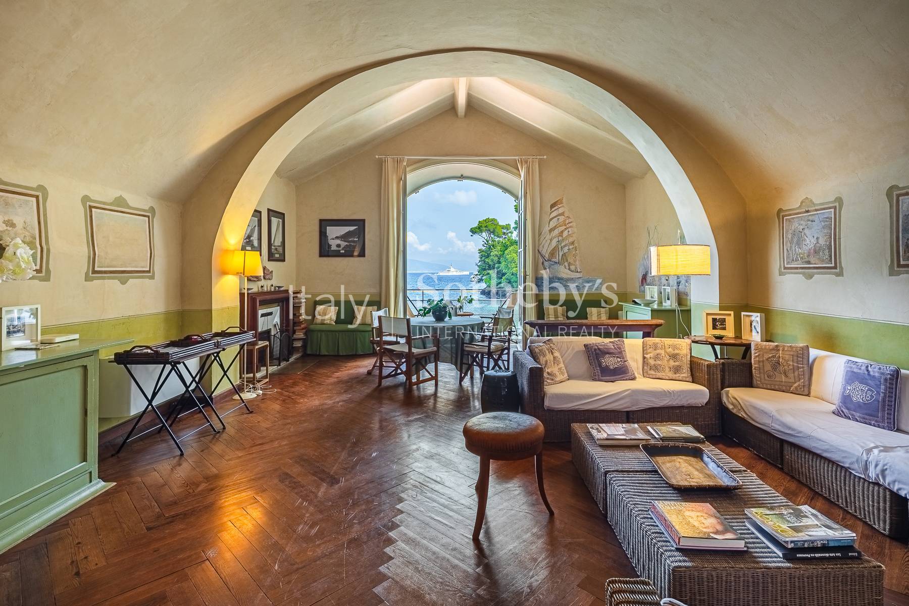  Magnificent Property with Direct Access to the Sea - 物件實景