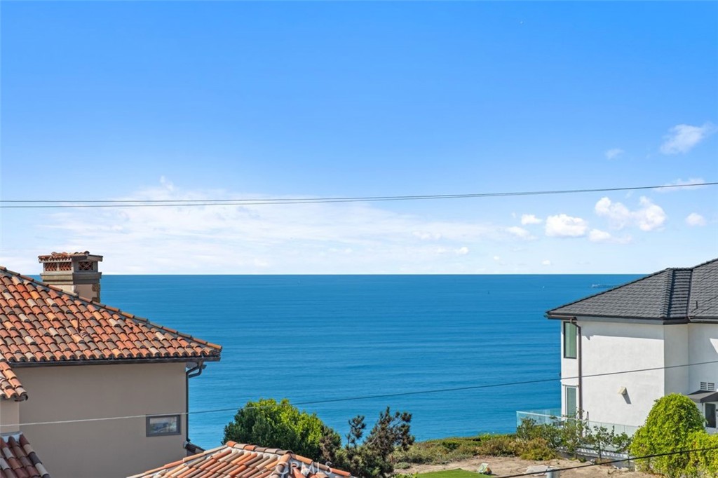 Dana Point, California, 92624, United States, 5 Bedrooms Bedrooms, ,4 BathroomsBathrooms,Residential,For Sale,1991837