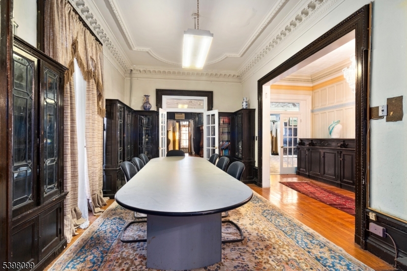 Newark City, New Jersey, 07104, United States, 15 Bedrooms Bedrooms, ,8 BathroomsBathrooms,Residential,For Sale,1996091