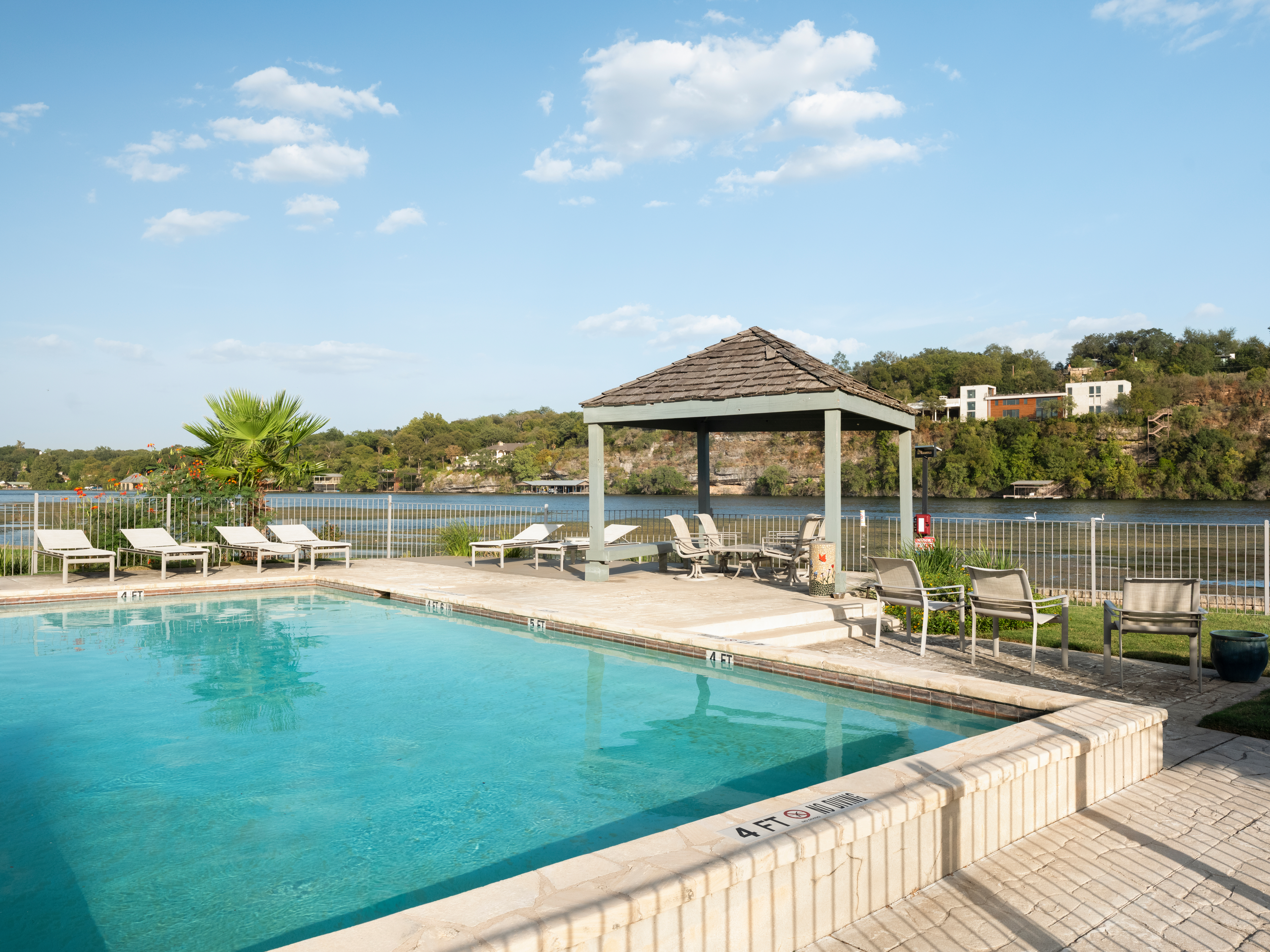  Lake Austin Peninsula Waterfront Townhome - 物件實景