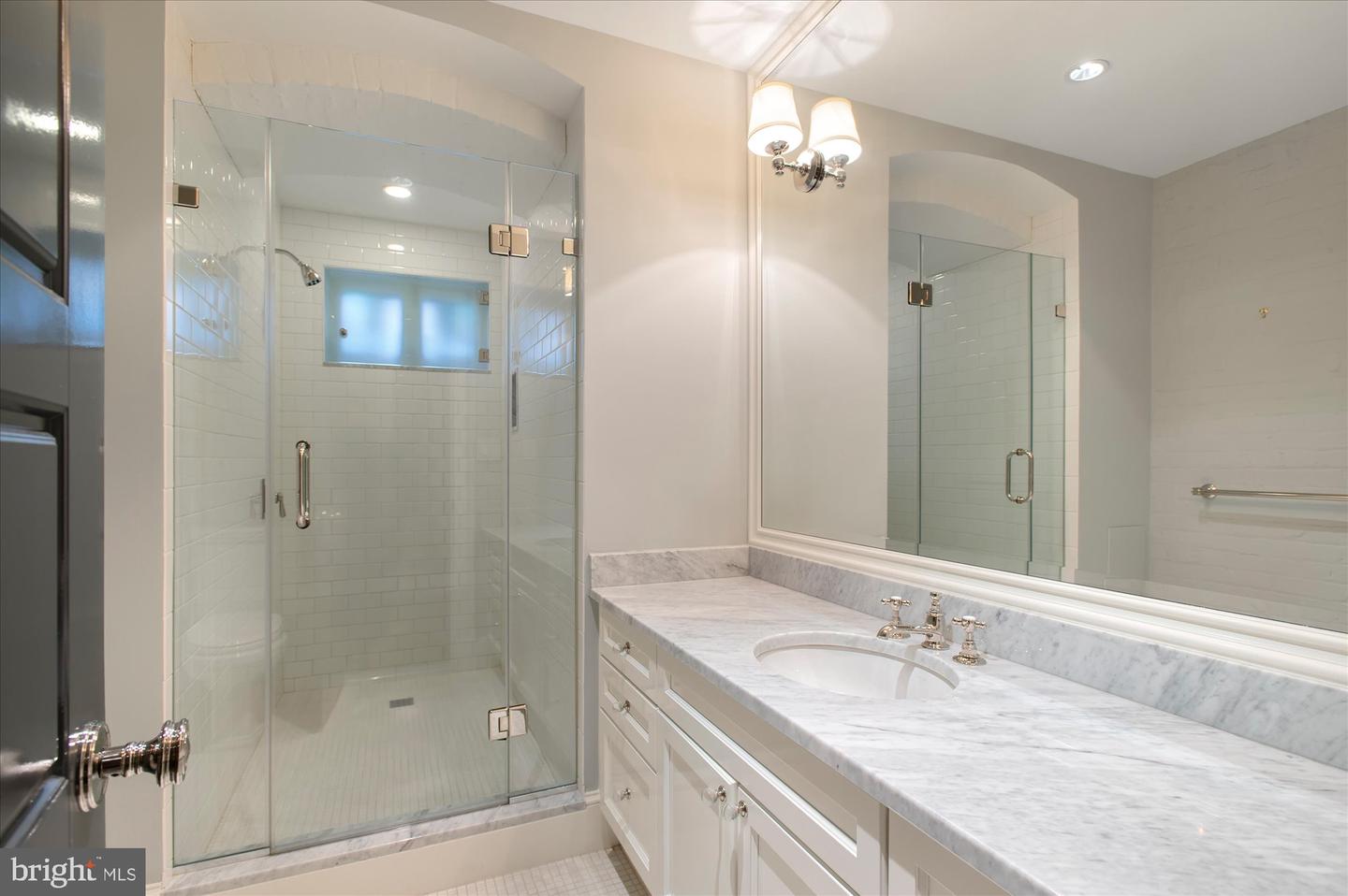 Washington, District of Columbia, 20008, United States, 6 Bedrooms Bedrooms, ,8 BathroomsBathrooms,Residential,For Sale,1807338