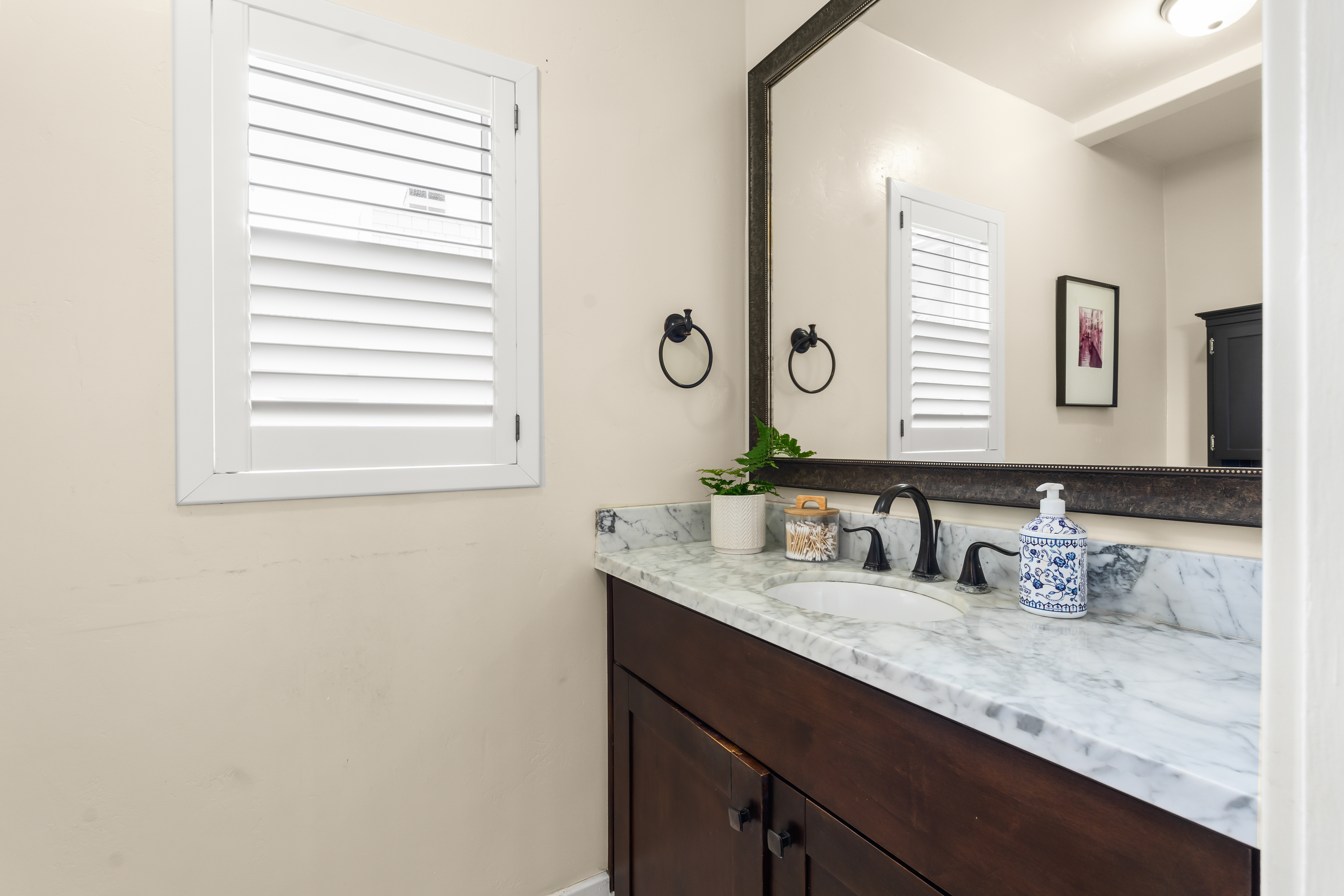  981 Poli Street, Ventura, CA 93001 - 物件實景