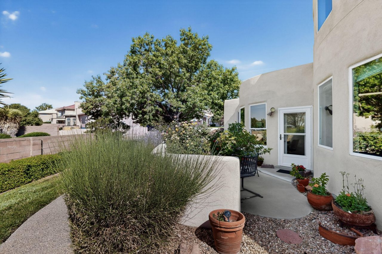 Albuquerque, New Mexico, 87112, United States, 4 Bedrooms Bedrooms, ,3 BathroomsBathrooms,Residential,For Sale,1917546