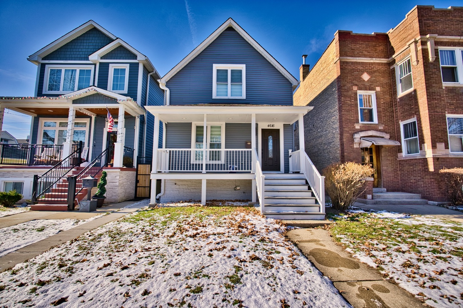 Chicago, Illinois, 60630, United States, 4 Bedrooms Bedrooms, ,2 BathroomsBathrooms,Residential,For Sale,2007552