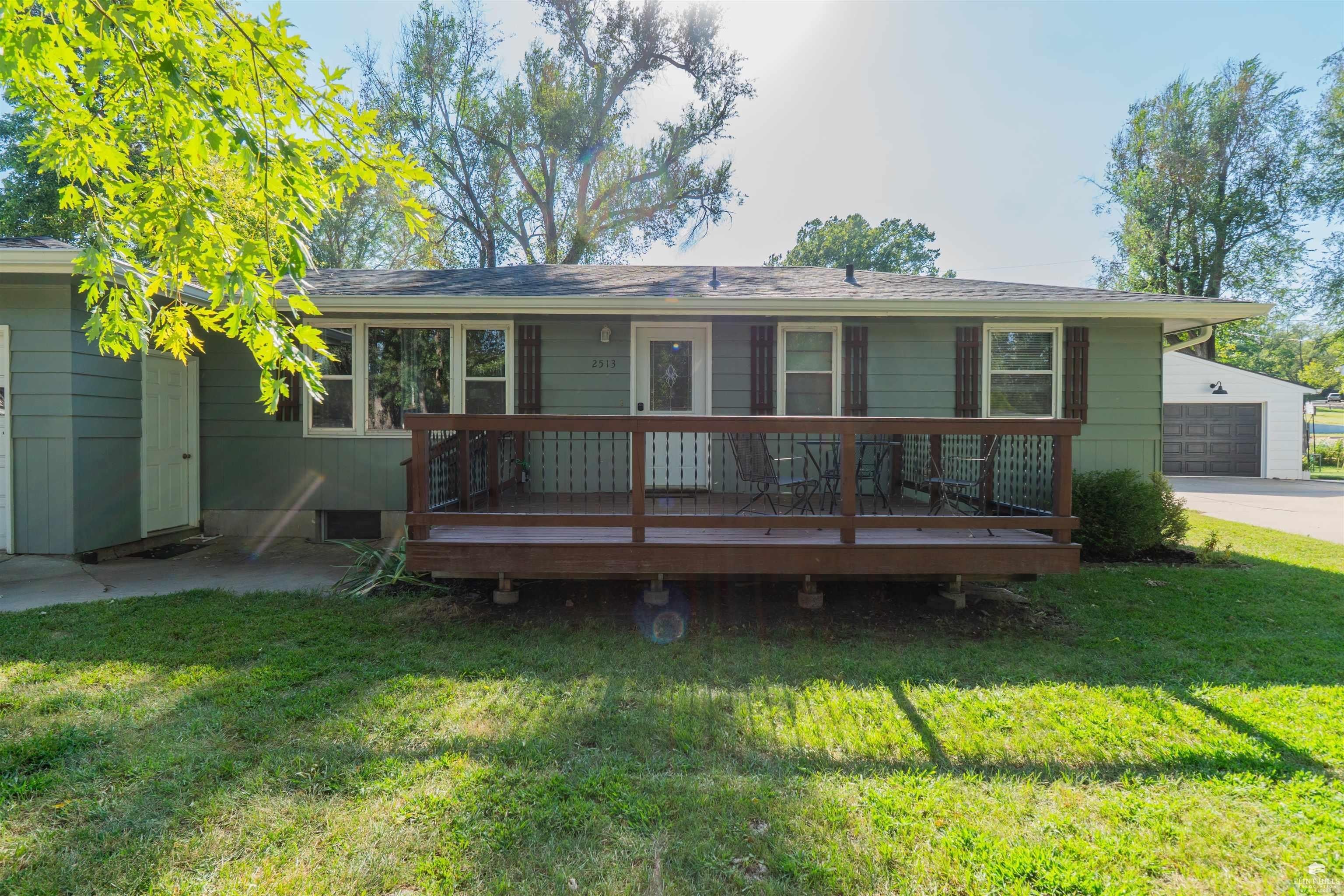 Church Cir, Manhattan, KS 66502
