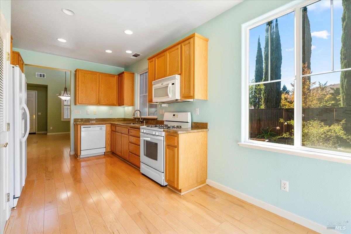 Fairfield, California, 94533, United States, 3 Bedrooms Bedrooms, ,3 BathroomsBathrooms,Residential,For Sale,1988043