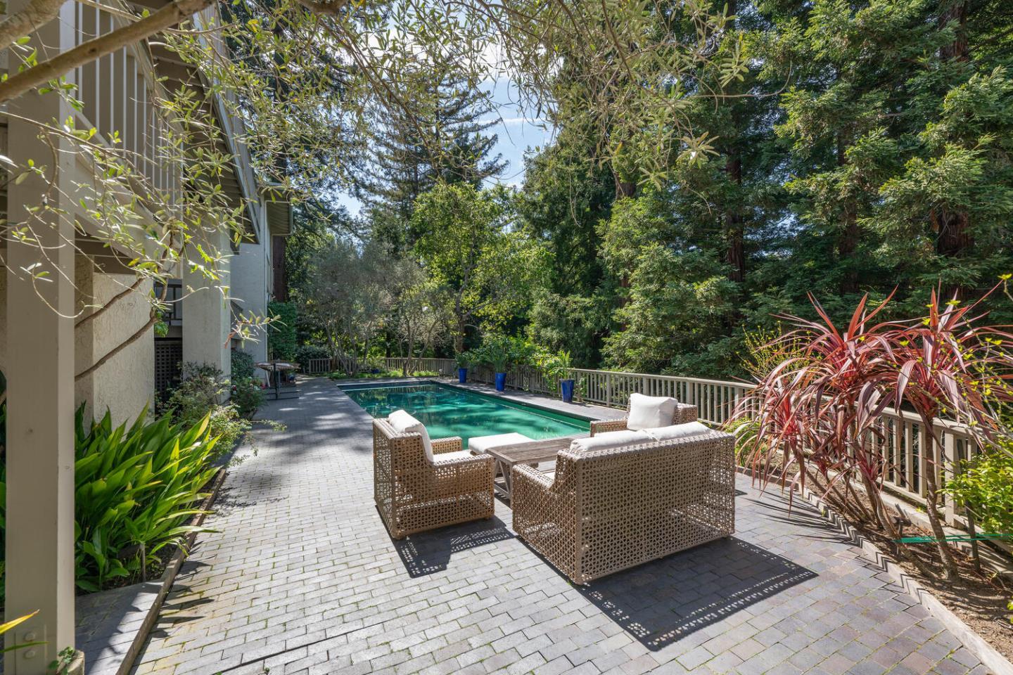 Hillsborough, California, 94010, United States, 4 Bedrooms Bedrooms, ,6 BathroomsBathrooms,Residential,For Sale,1941061