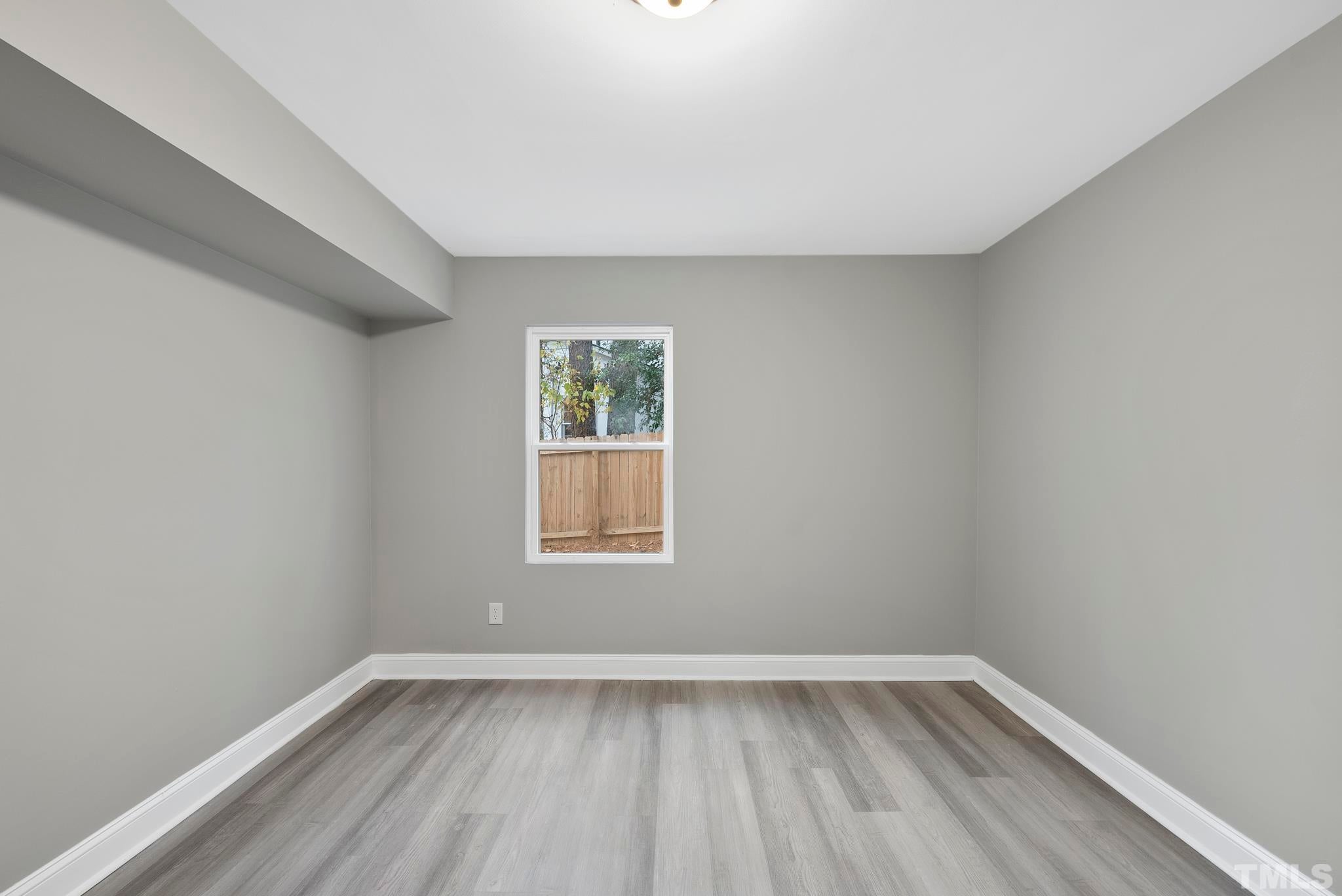 20 Lynn Road, Raleigh, North Carolina, 27609, United States, 4 Bedrooms Bedrooms, ,3 BathroomsBathrooms,Residential,For Sale,20 Lynn Road,1433287