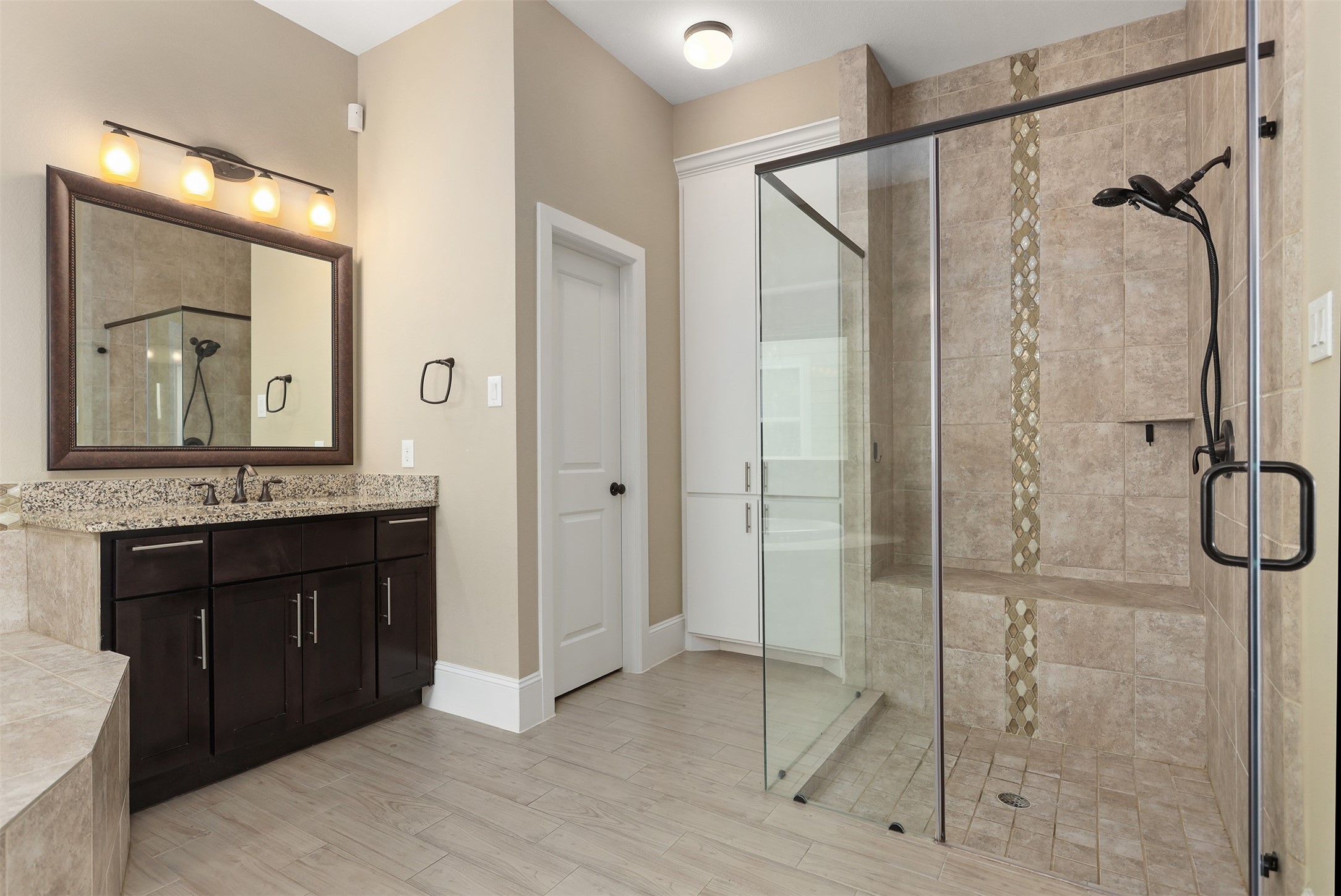 Texas City, Texas, 77590, United States, 3 Bedrooms Bedrooms, ,3 BathroomsBathrooms,Residential,For Sale,1911937