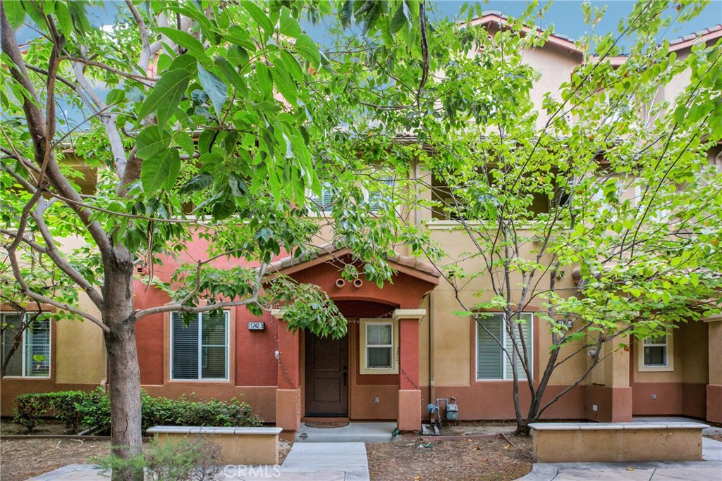 Lakewood, California, 90715, United States, 3 Bedrooms Bedrooms, ,4 BathroomsBathrooms,Residential,For Sale,1860565