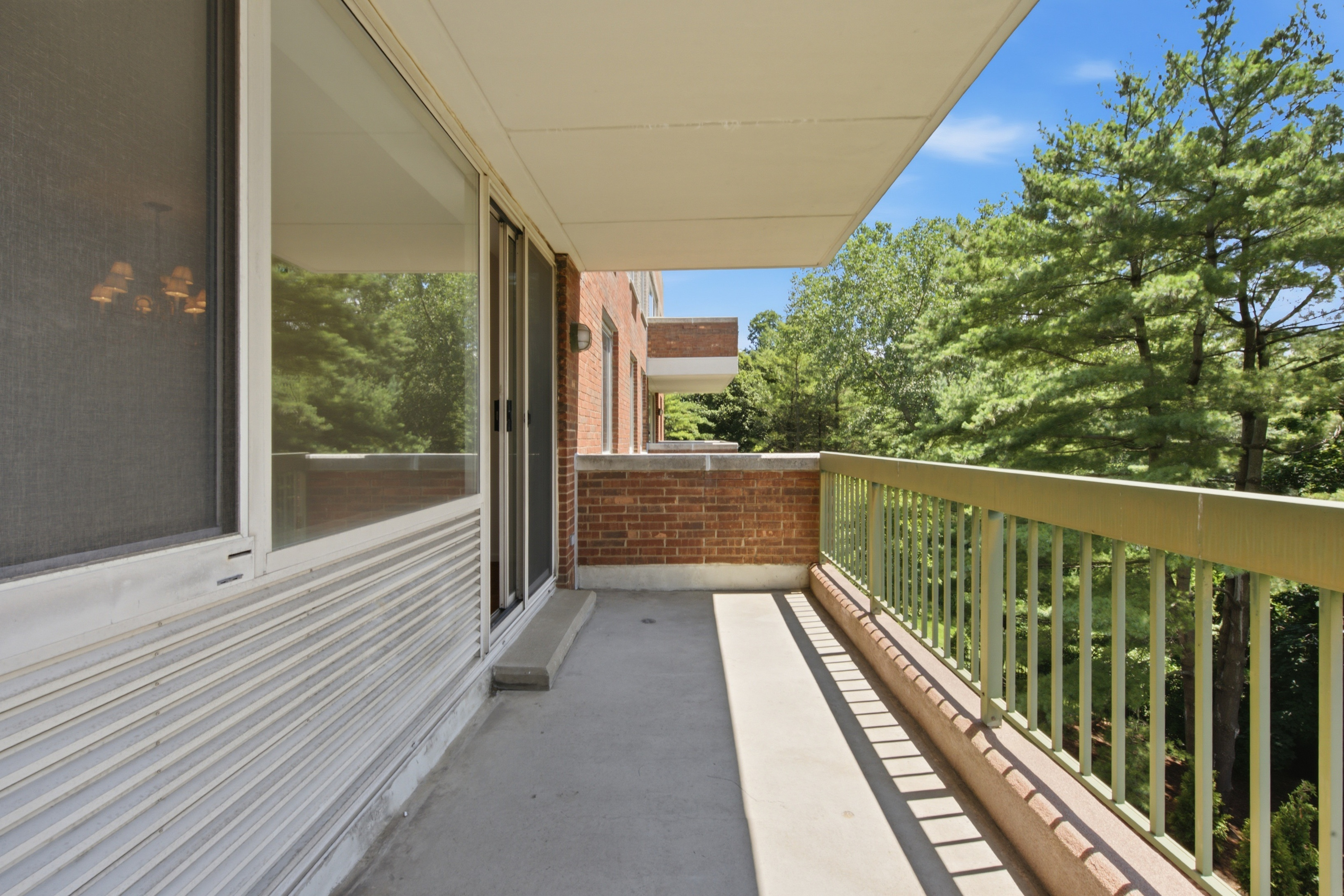  100 Hilton Avenue, Garden City, NY, 11530 - 物件實景
