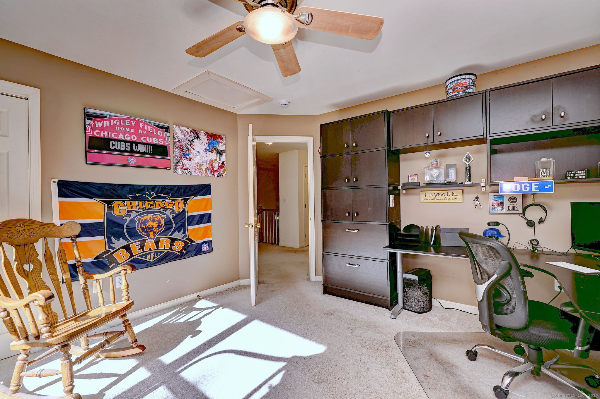 Milford, Connecticut, 06461, United States, 4 Bedrooms Bedrooms, ,3 BathroomsBathrooms,Residential,For Sale,1926096