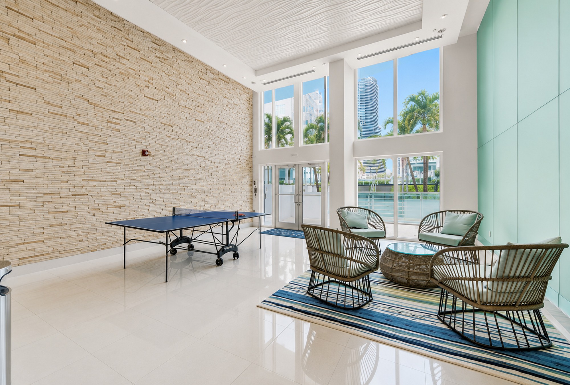  41 SE 5th St, Miami, FL, 33131 - 物件實景