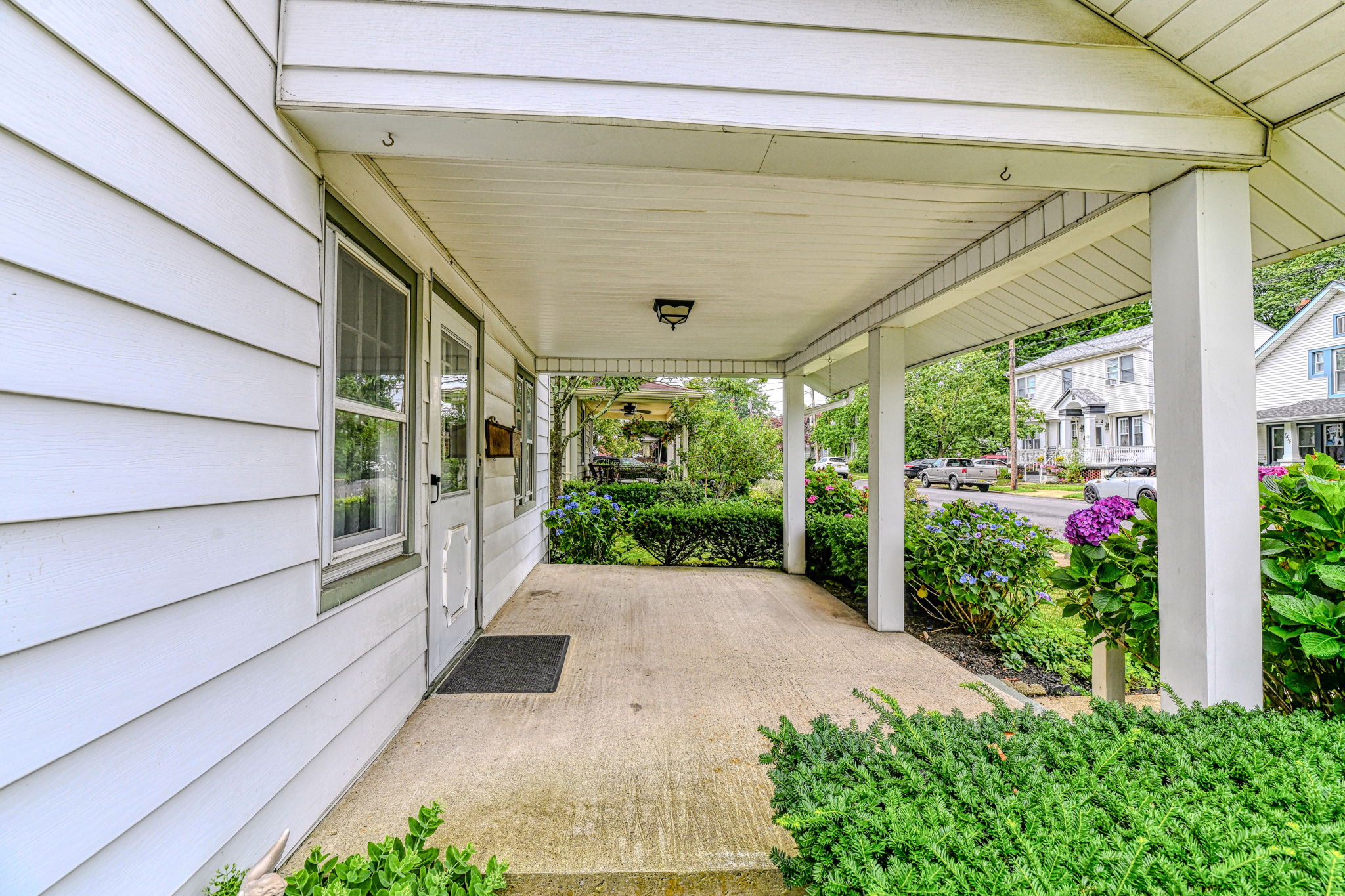 Monmouth, Ocean Township, New Jersey, 07712, United States, 4 Bedrooms Bedrooms, ,2 BathroomsBathrooms,Residential,For Sale,1894295