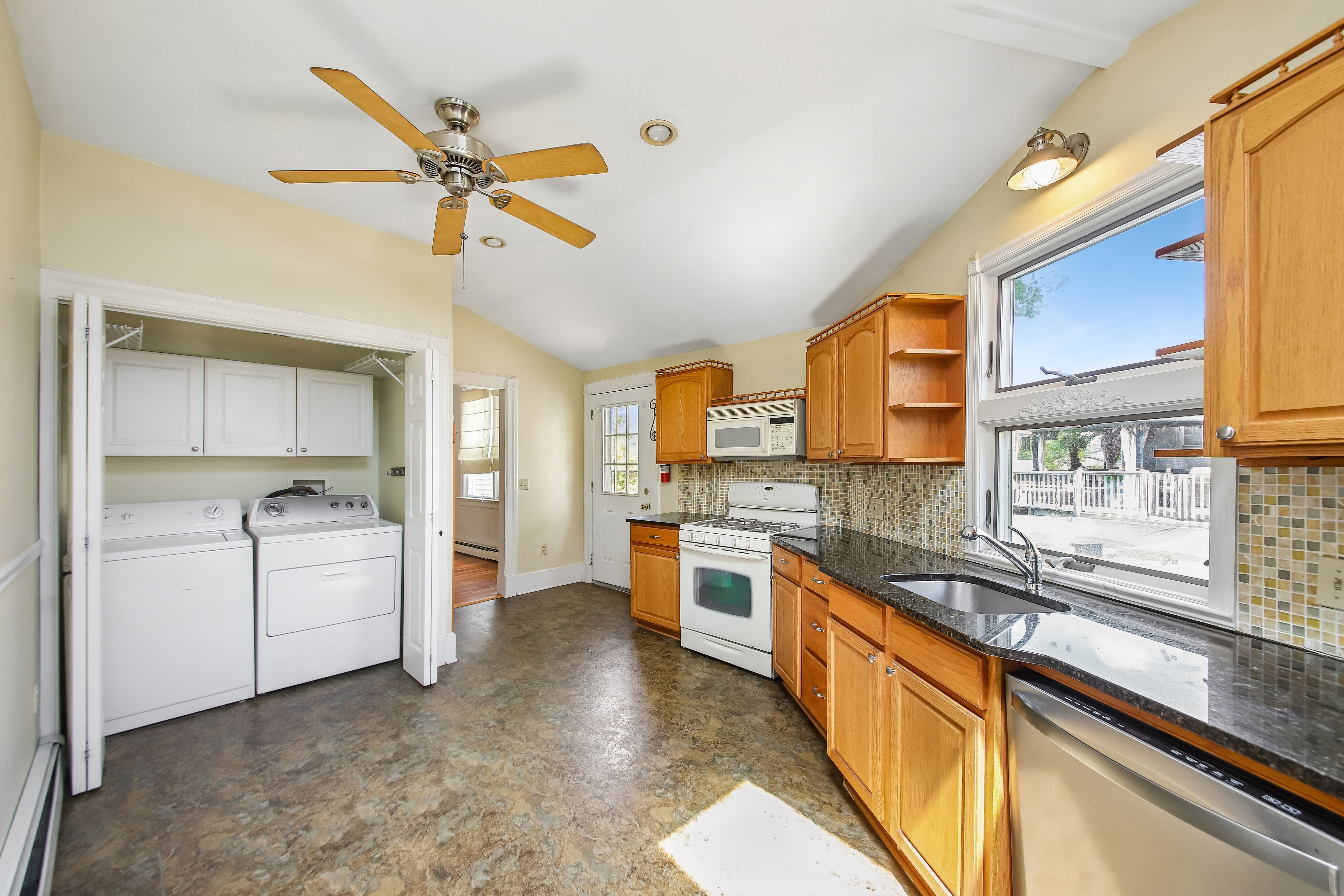  714 Main Street, Little Falls Township, NJ 07424 - 物件實景