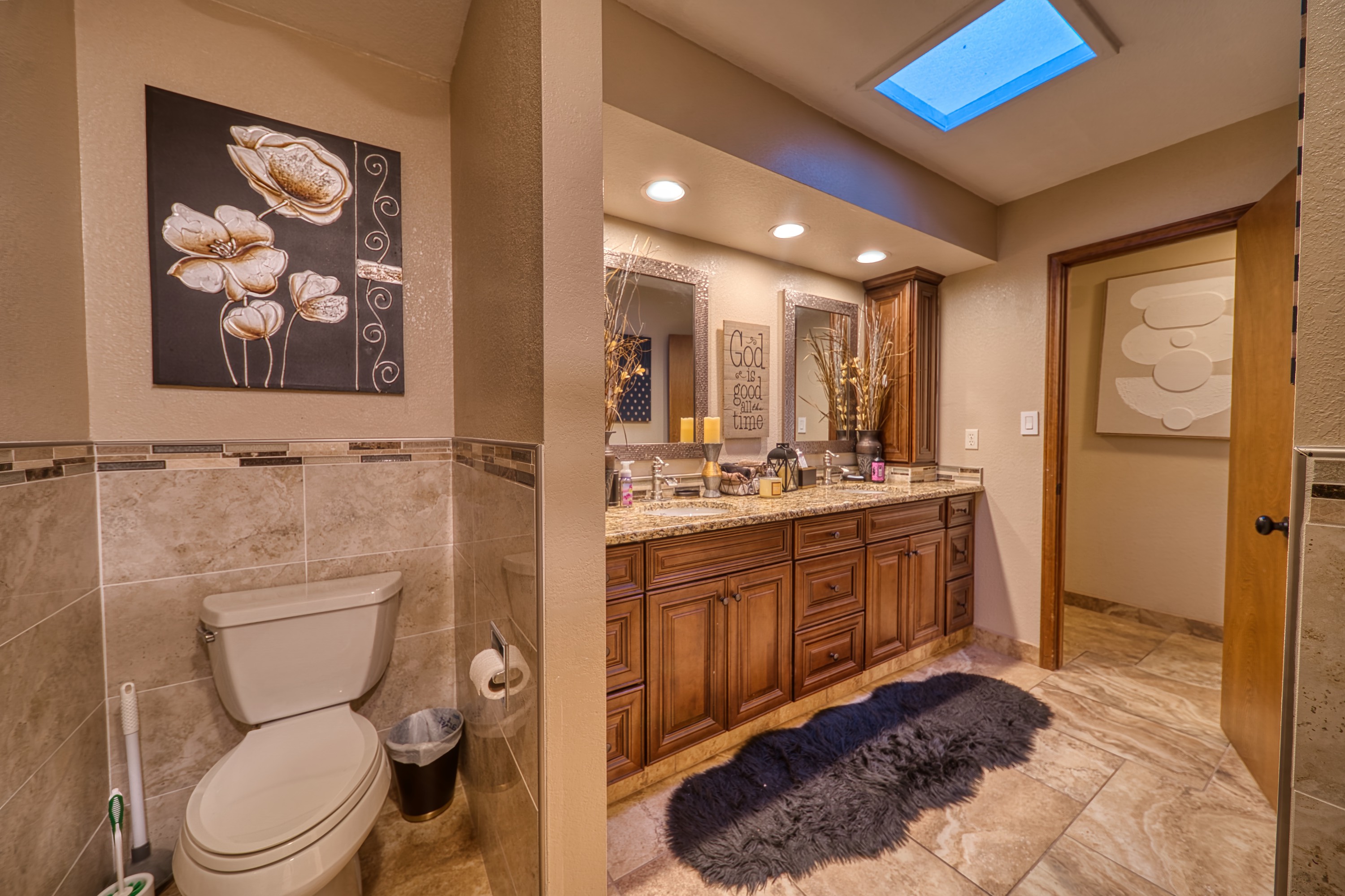 Carlsbad, New Mexico, 88220, United States, 4 Bedrooms Bedrooms, ,3 BathroomsBathrooms,Residential,For Sale,1974897