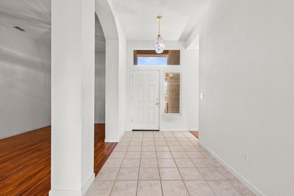 Galt, California, 95632, United States, 3 Bedrooms Bedrooms, ,2 BathroomsBathrooms,Residential,For Sale,1983773