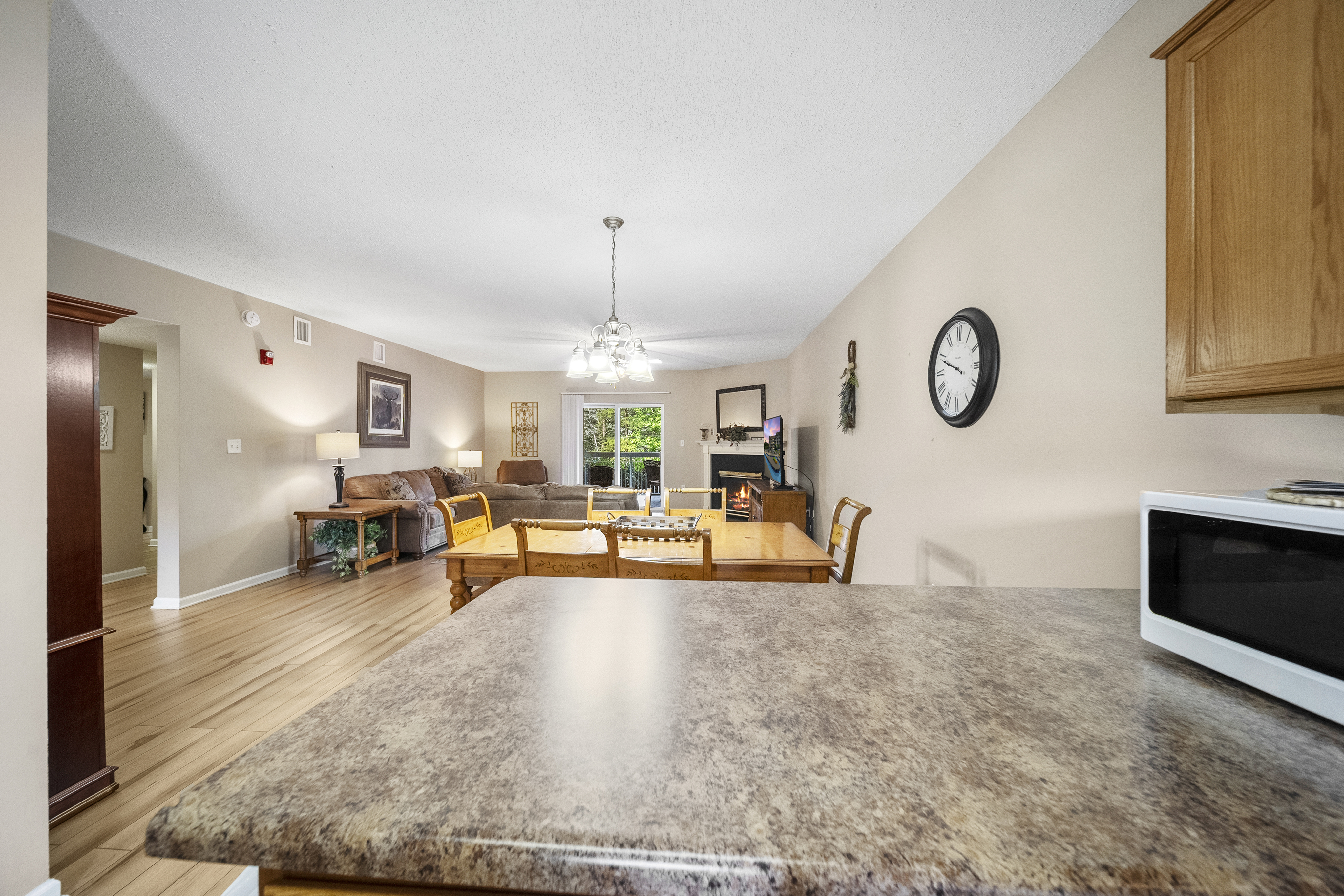 Pigeon Forge, Tennessee, 37863, United States, 4 Bedrooms Bedrooms, ,3 BathroomsBathrooms,Residential,For Sale,1923955