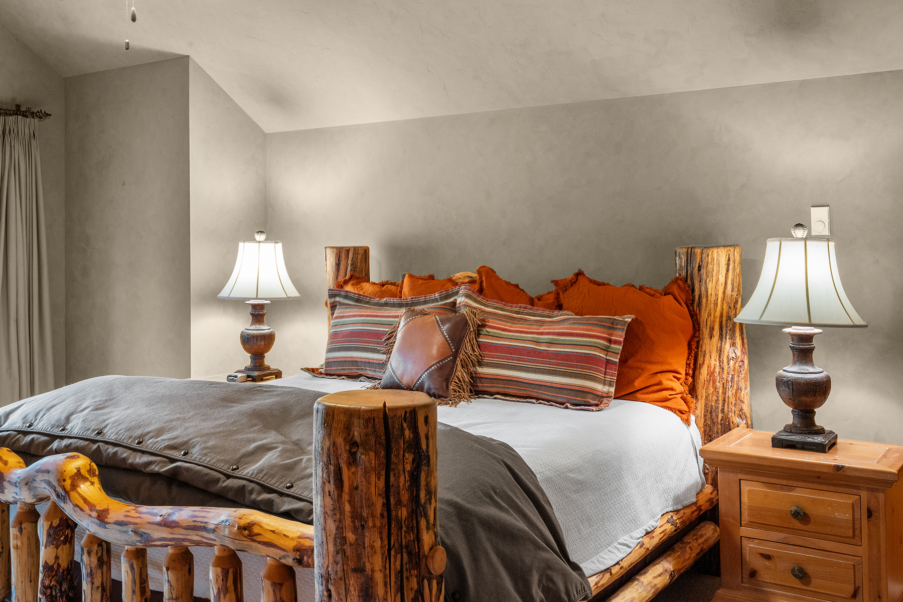  2640 Rain In Face Road - 物件實景