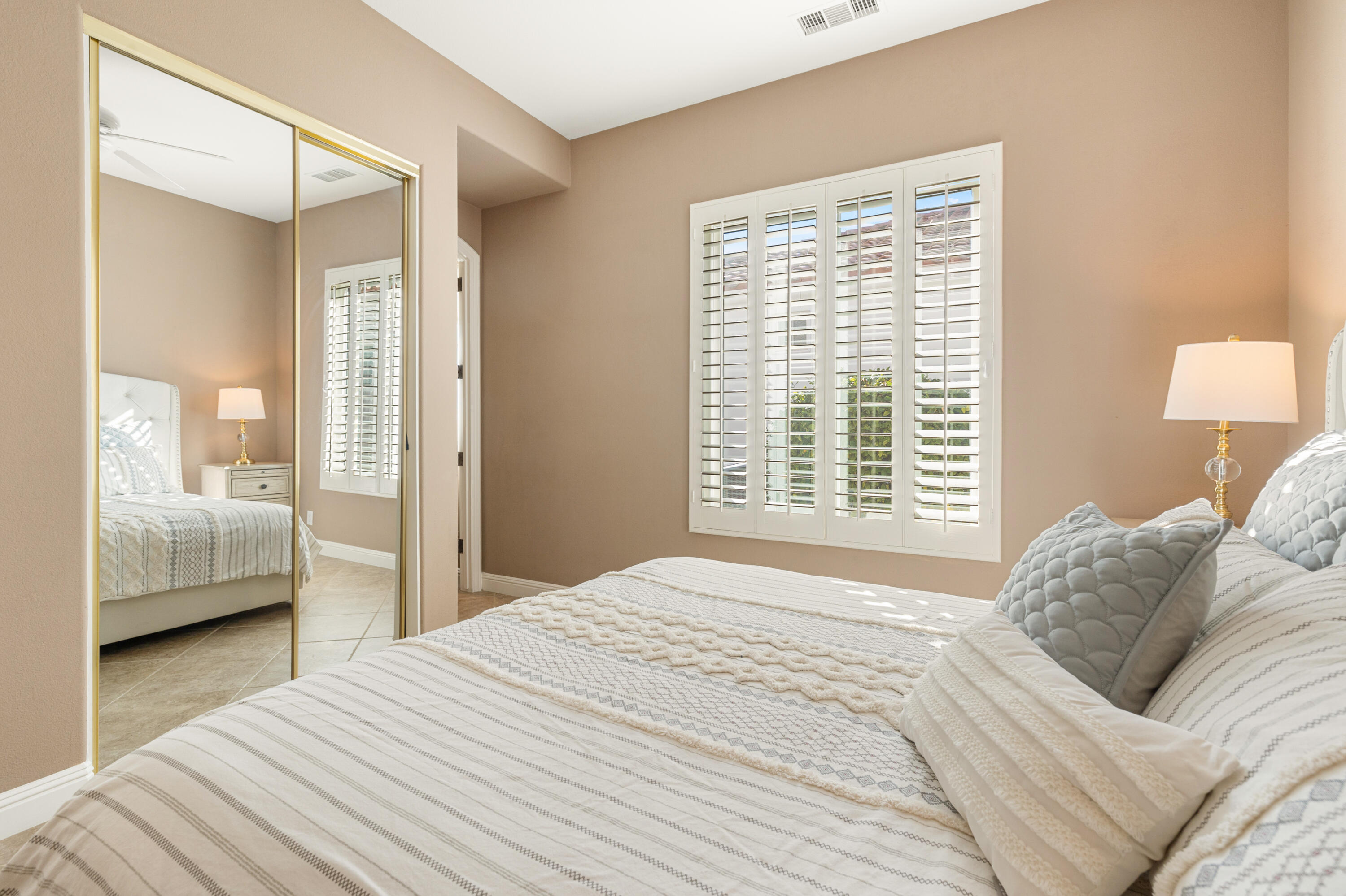 La Quinta, California, 92253, United States, 3 Bedrooms Bedrooms, ,4 BathroomsBathrooms,Residential,For Sale,2002197