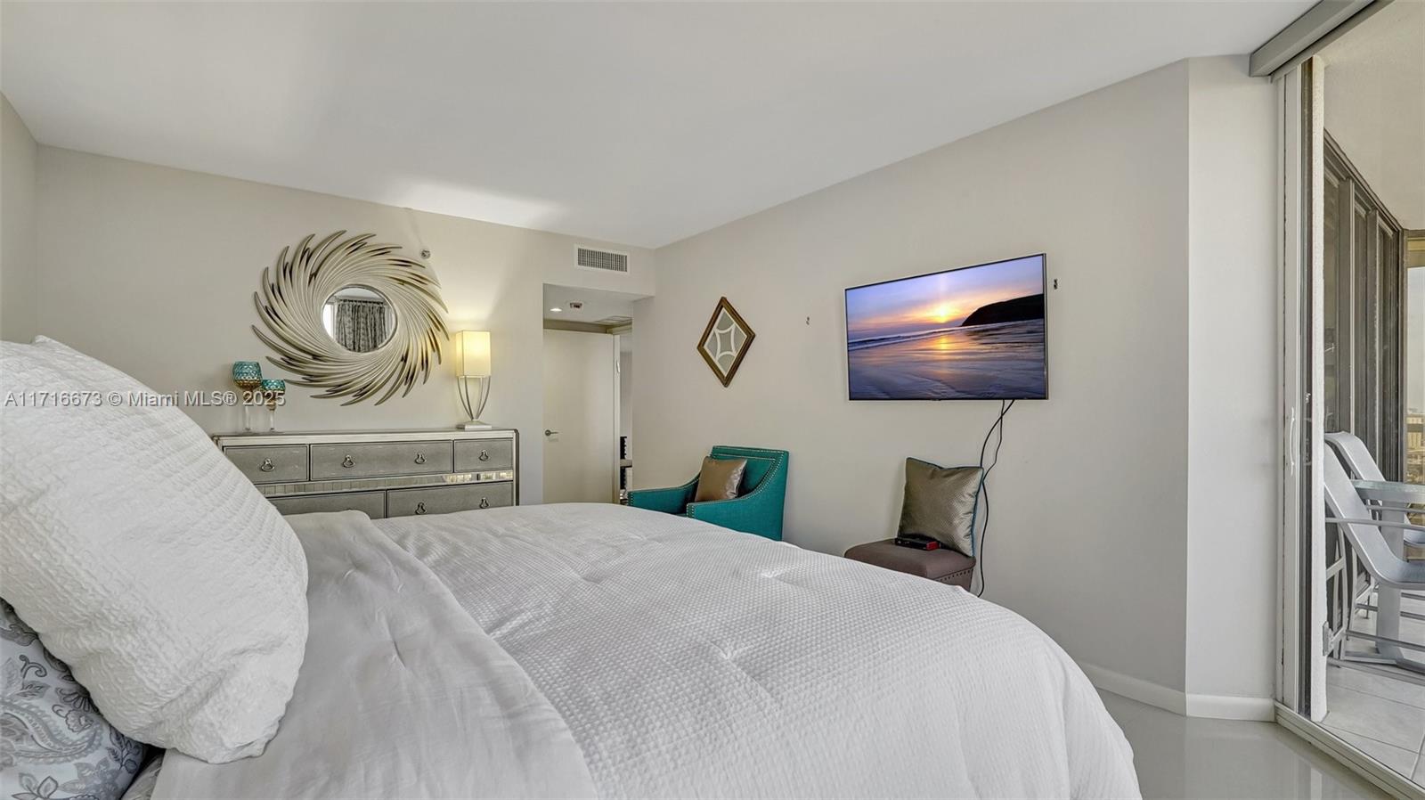 3598 Yacht Club Dr Unit 1901, Aventura, Florida, 33180, United States, 2 Bedrooms Bedrooms, ,2 BathroomsBathrooms,Residential,For Sale,3598 Yacht Club Dr Unit 1901,1679447