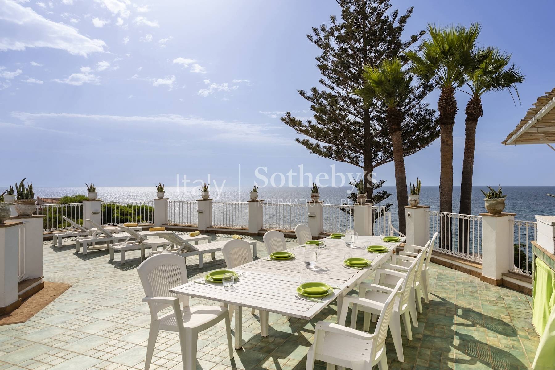  Exclusive villa with direct access to the sea of Fontane Bianche - 物件實景